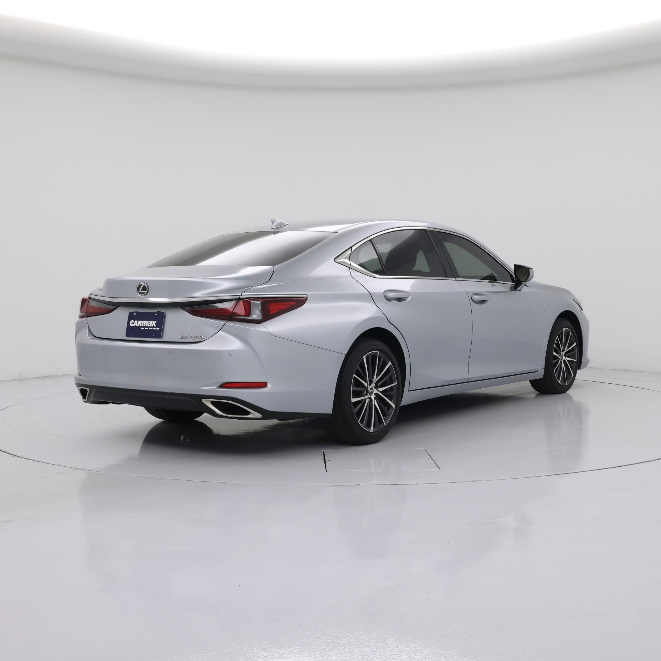 Thumbnail: 2024 Lexus ES - 8