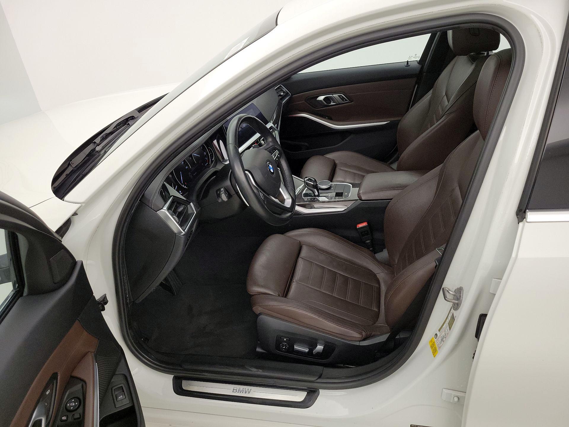 Thumbnail: 2019 BMW 3 Series - 11