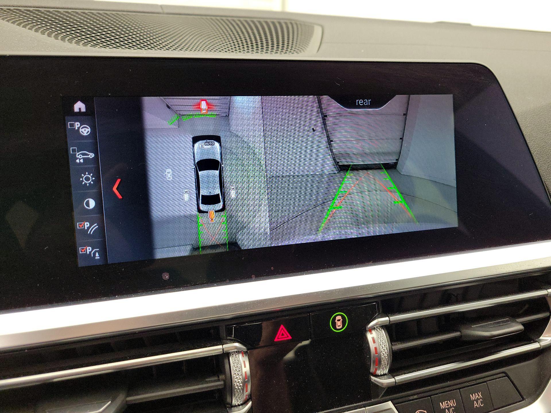 Thumbnail: 2019 BMW 3 Series - 14