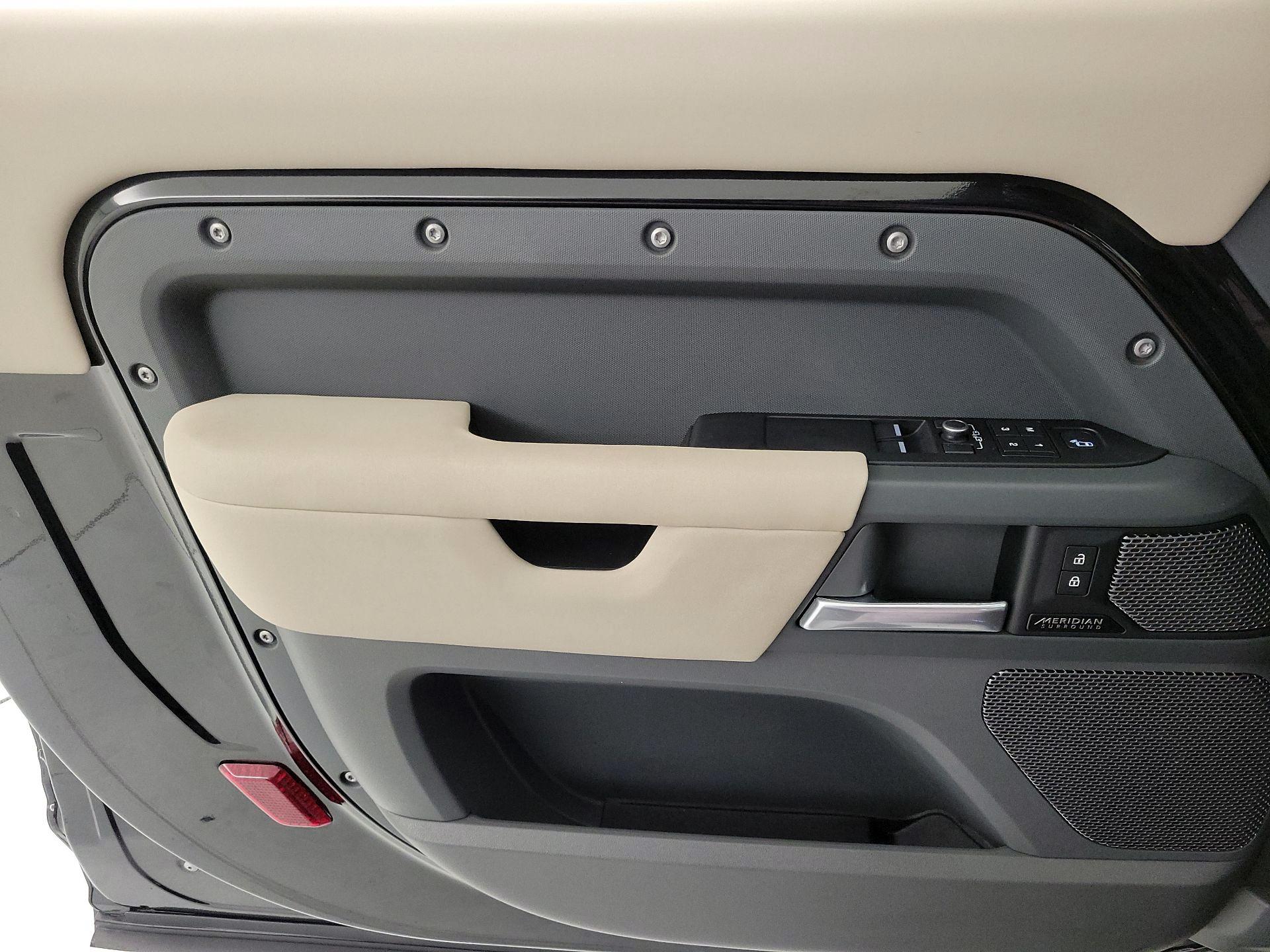 Thumbnail: 2023 Land Rover Defender - 12