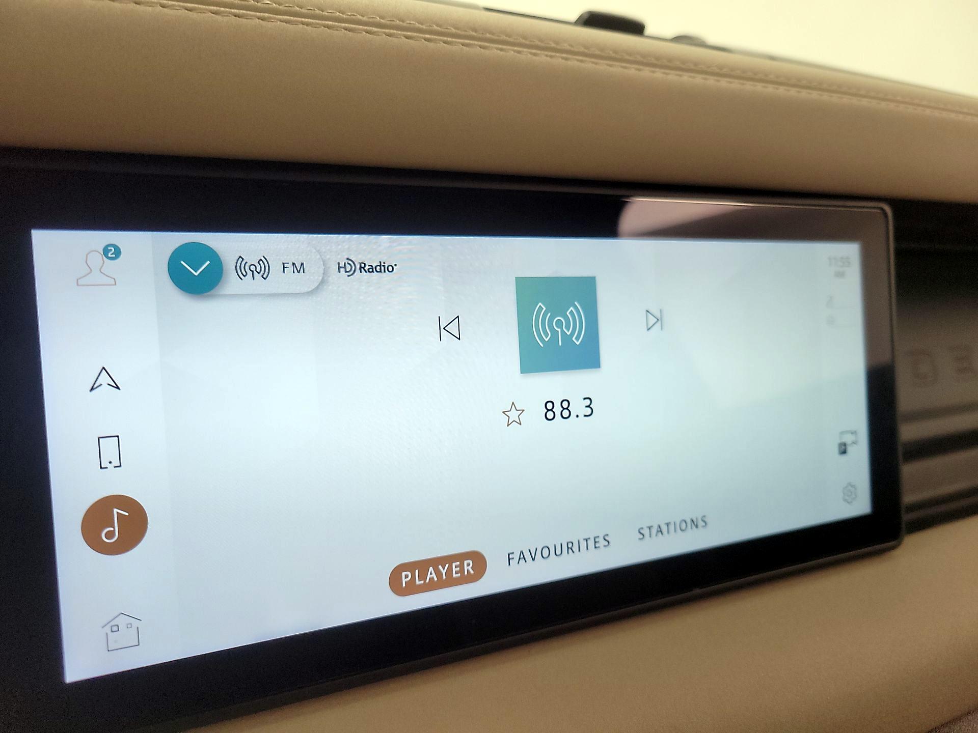 Thumbnail: 2023 Land Rover Defender - 16