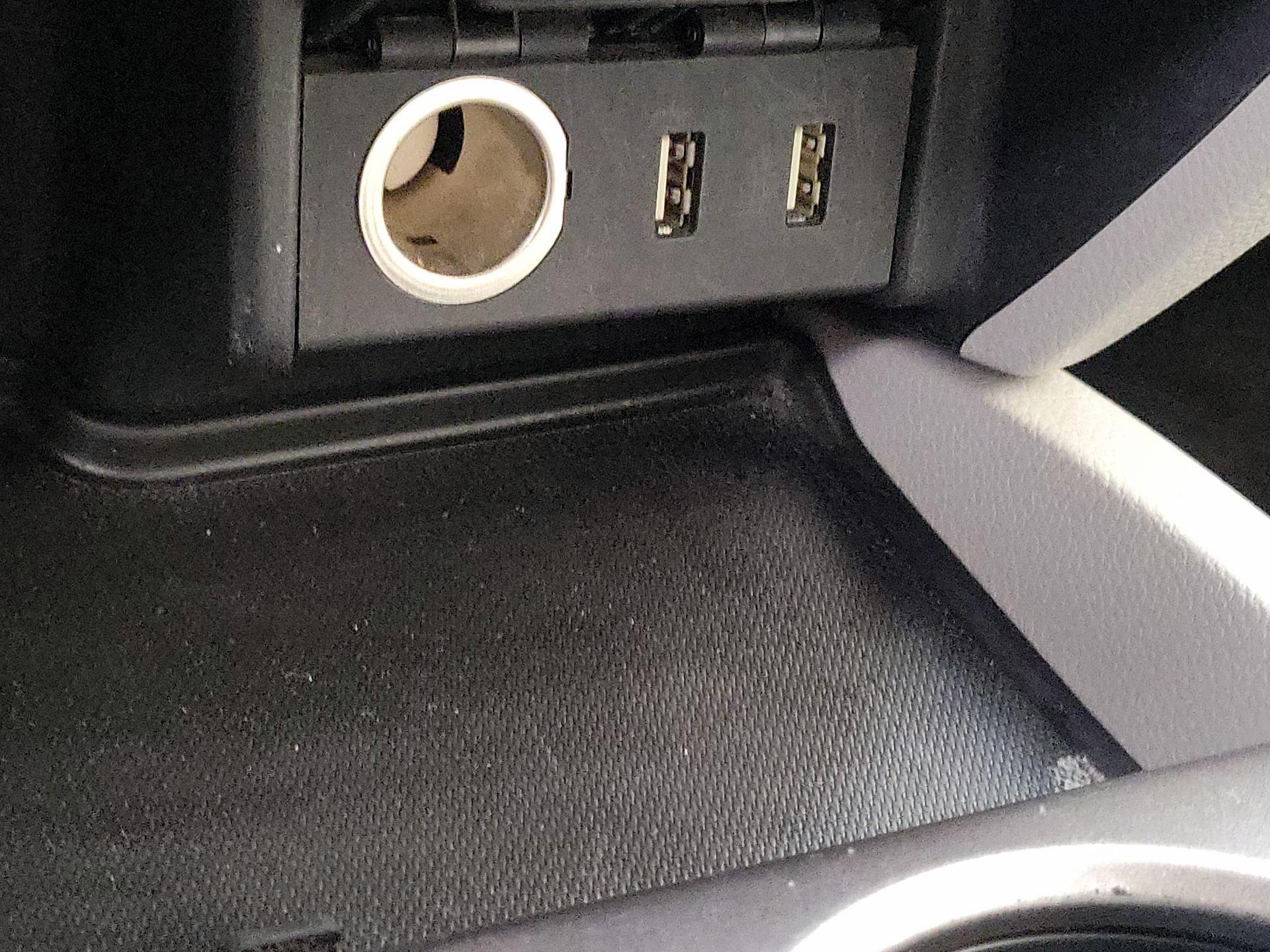 Thumbnail: 2016 Honda Pilot - 18