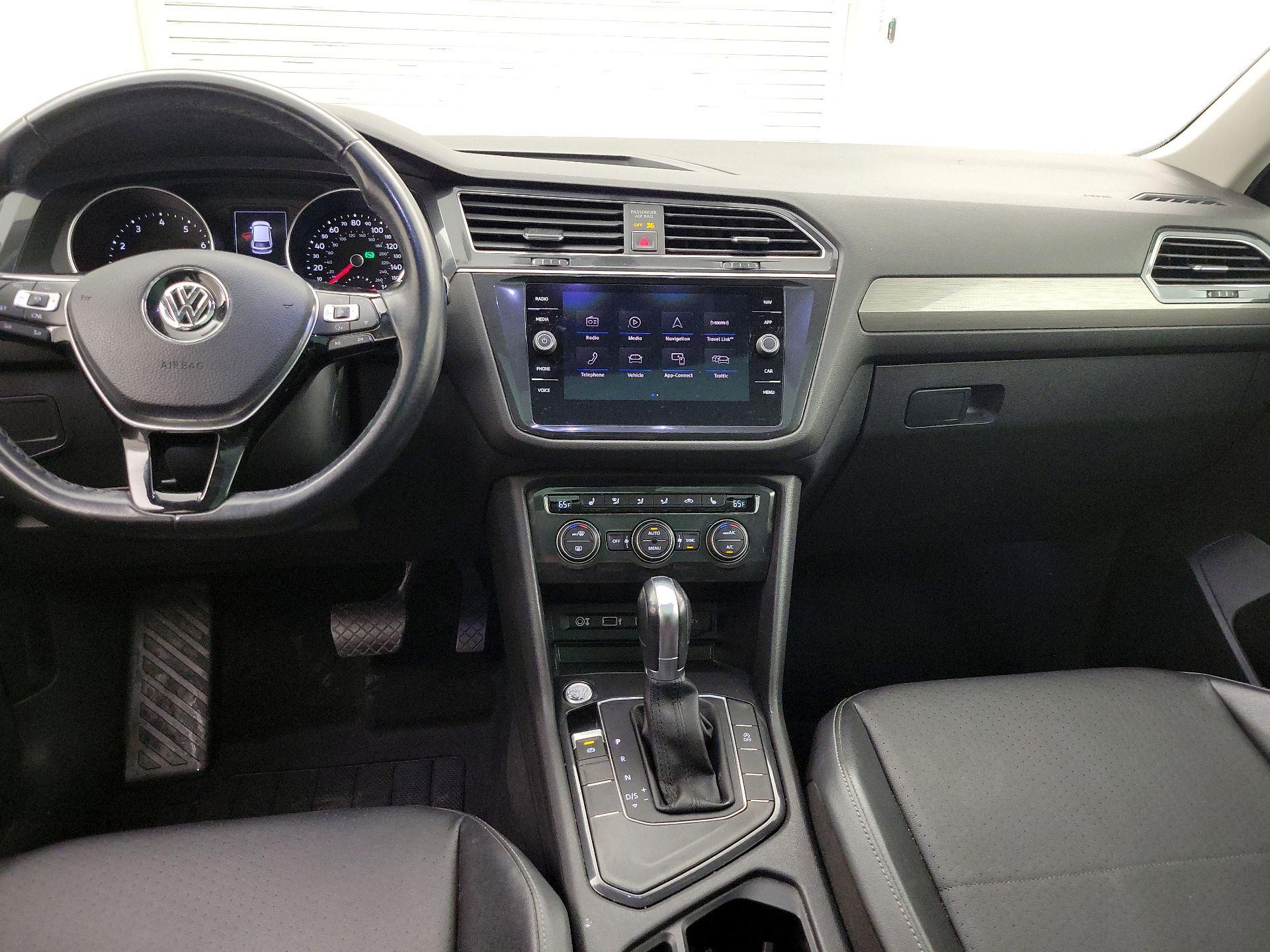 Thumbnail: 2018 Volkswagen Tiguan - 9