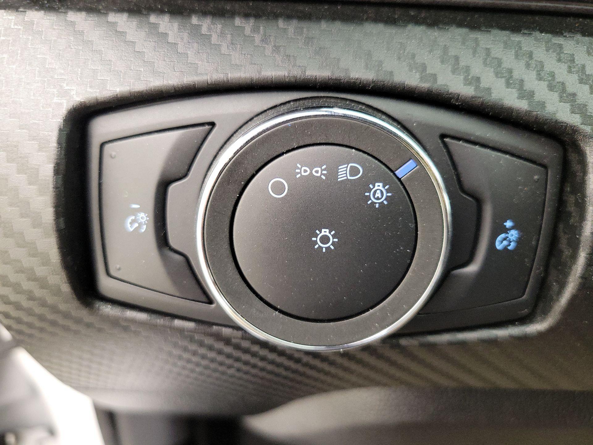 Thumbnail: 2015 Ford Mustang - 13