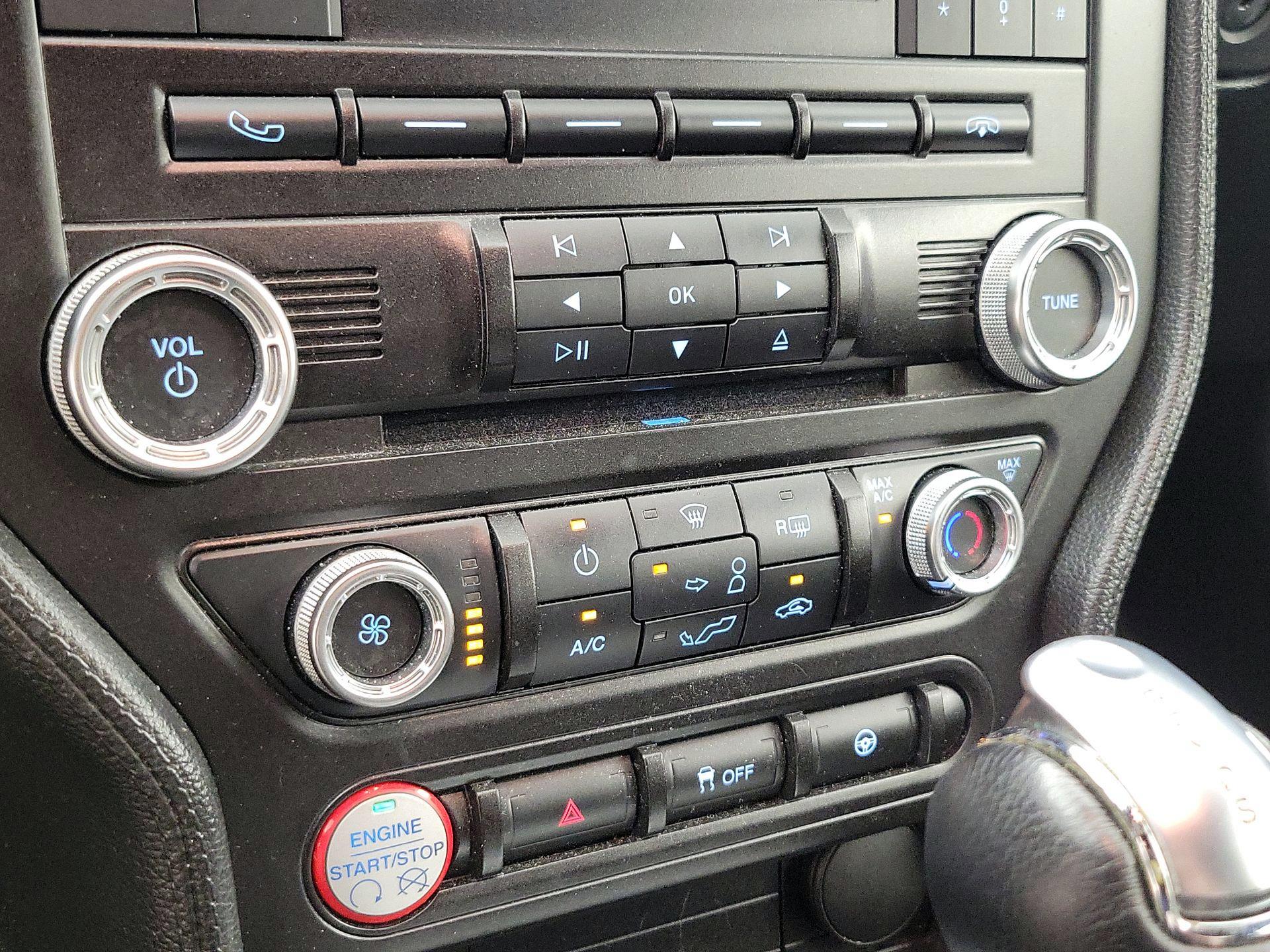 Thumbnail: 2015 Ford Mustang - 16