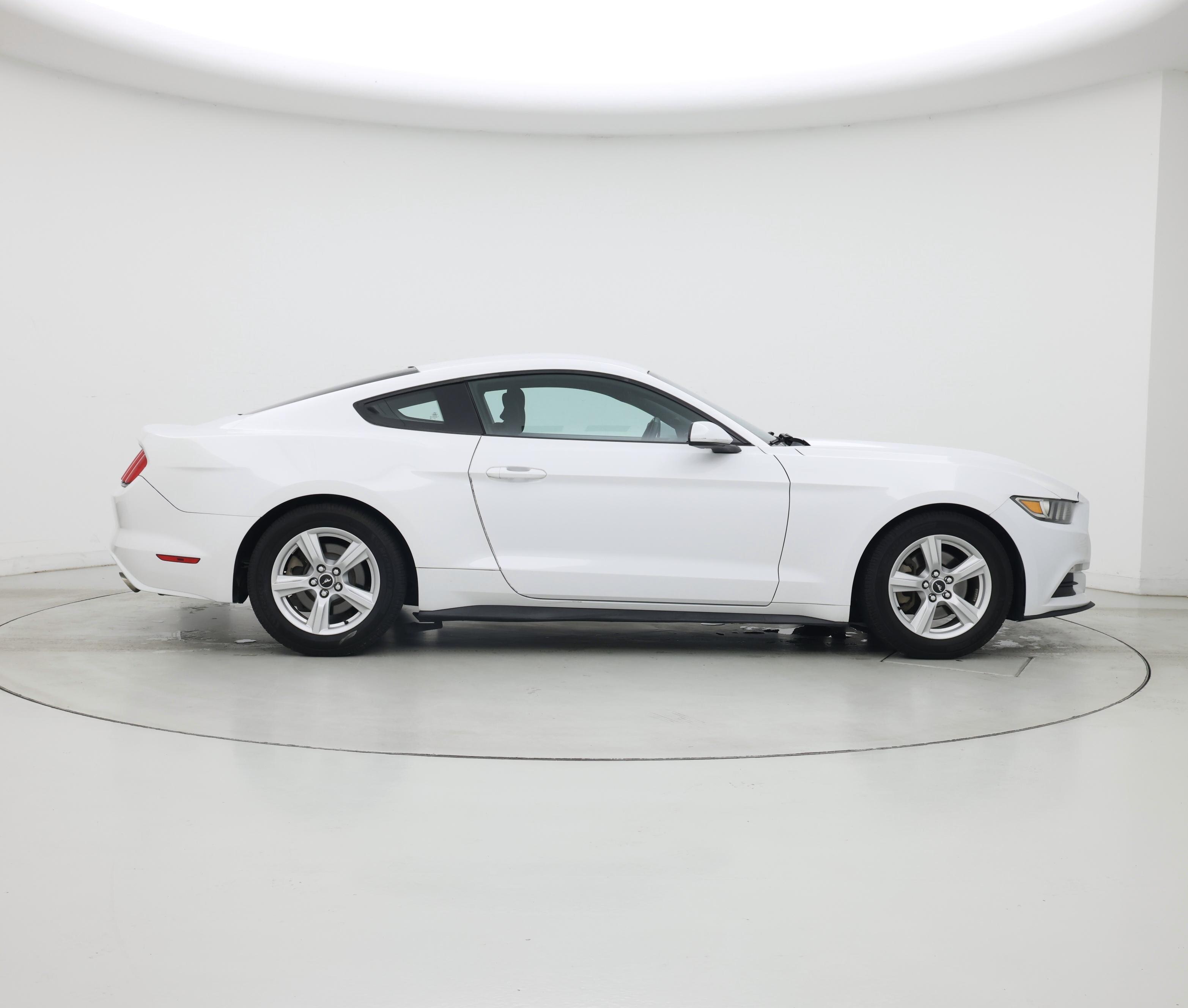 Thumbnail: 2015 Ford Mustang - 7