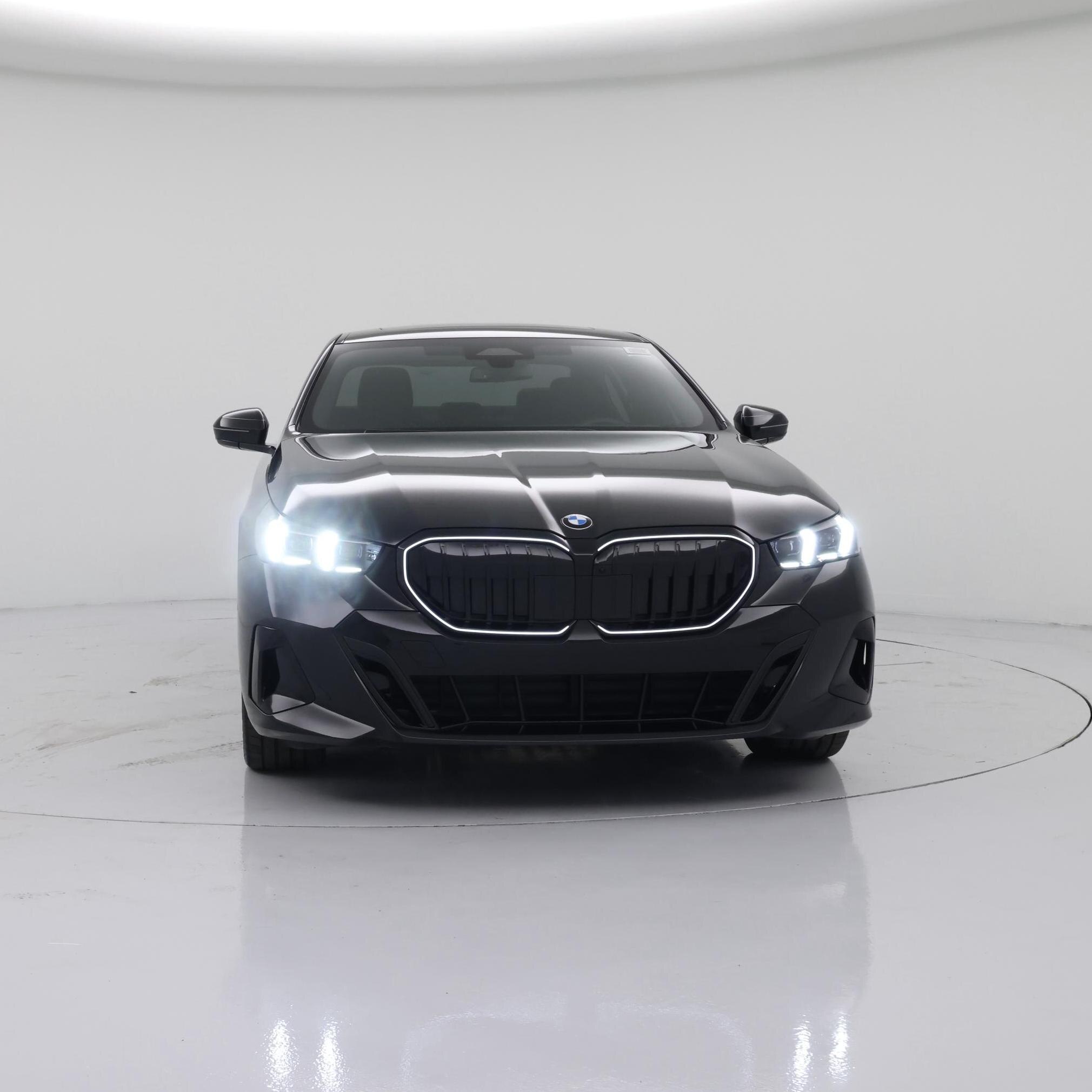 Thumbnail: 2025 BMW 5 Series - 5