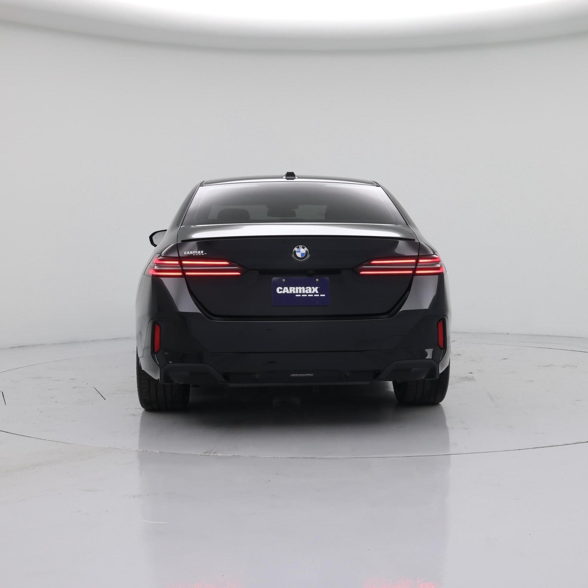 Thumbnail: 2025 BMW 5 Series - 6