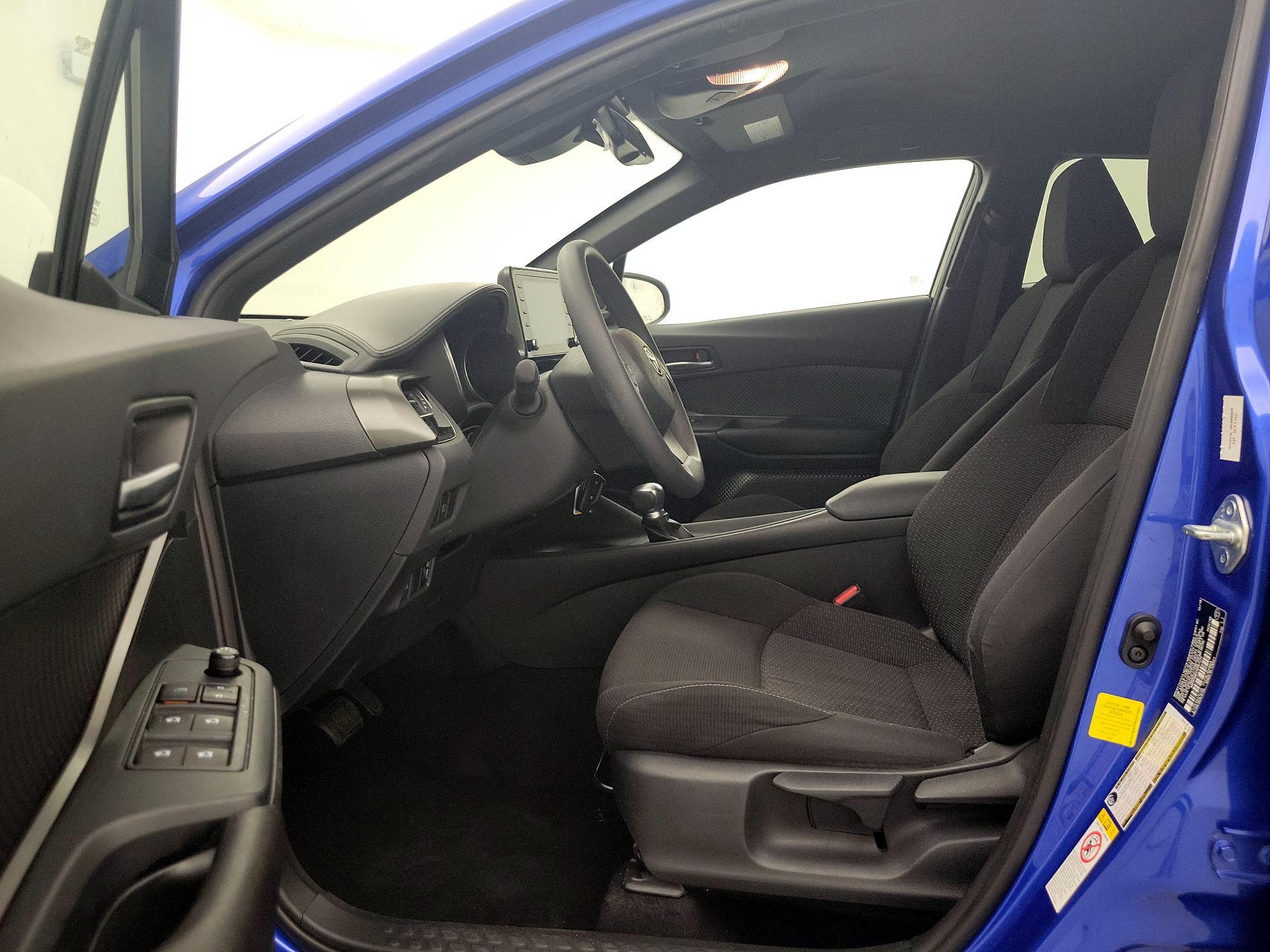 Thumbnail: 2019 Toyota C-HR - 11