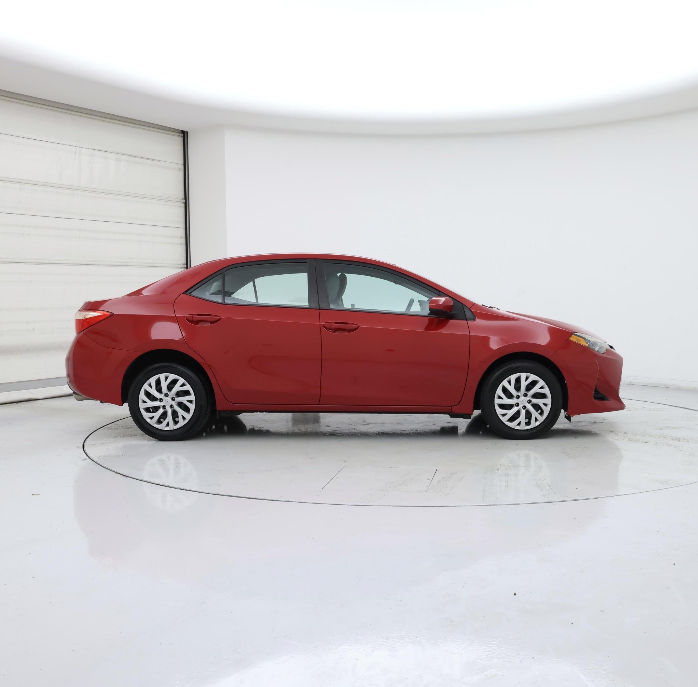 Thumbnail: 2018 Toyota Corolla - 7