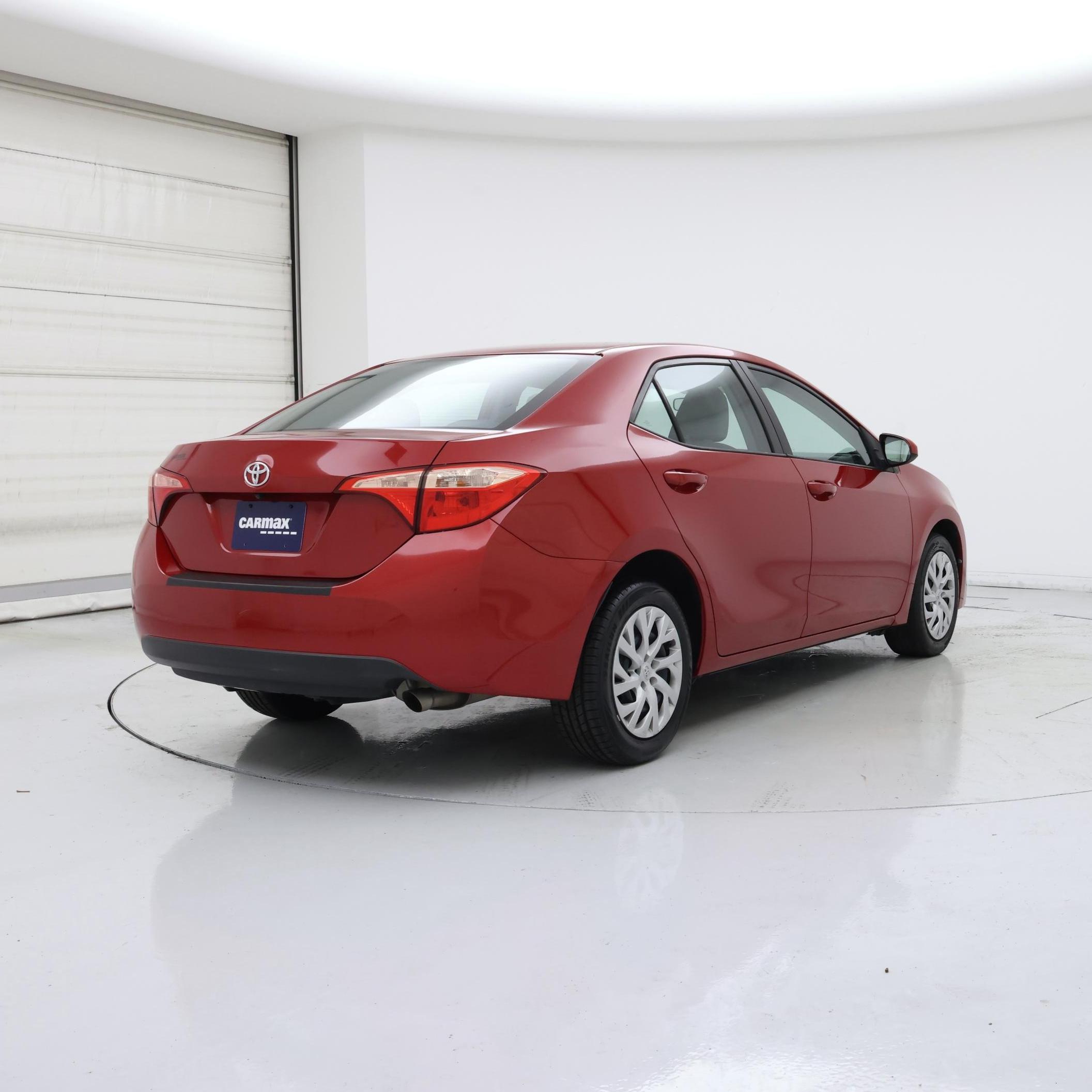 Thumbnail: 2018 Toyota Corolla - 8