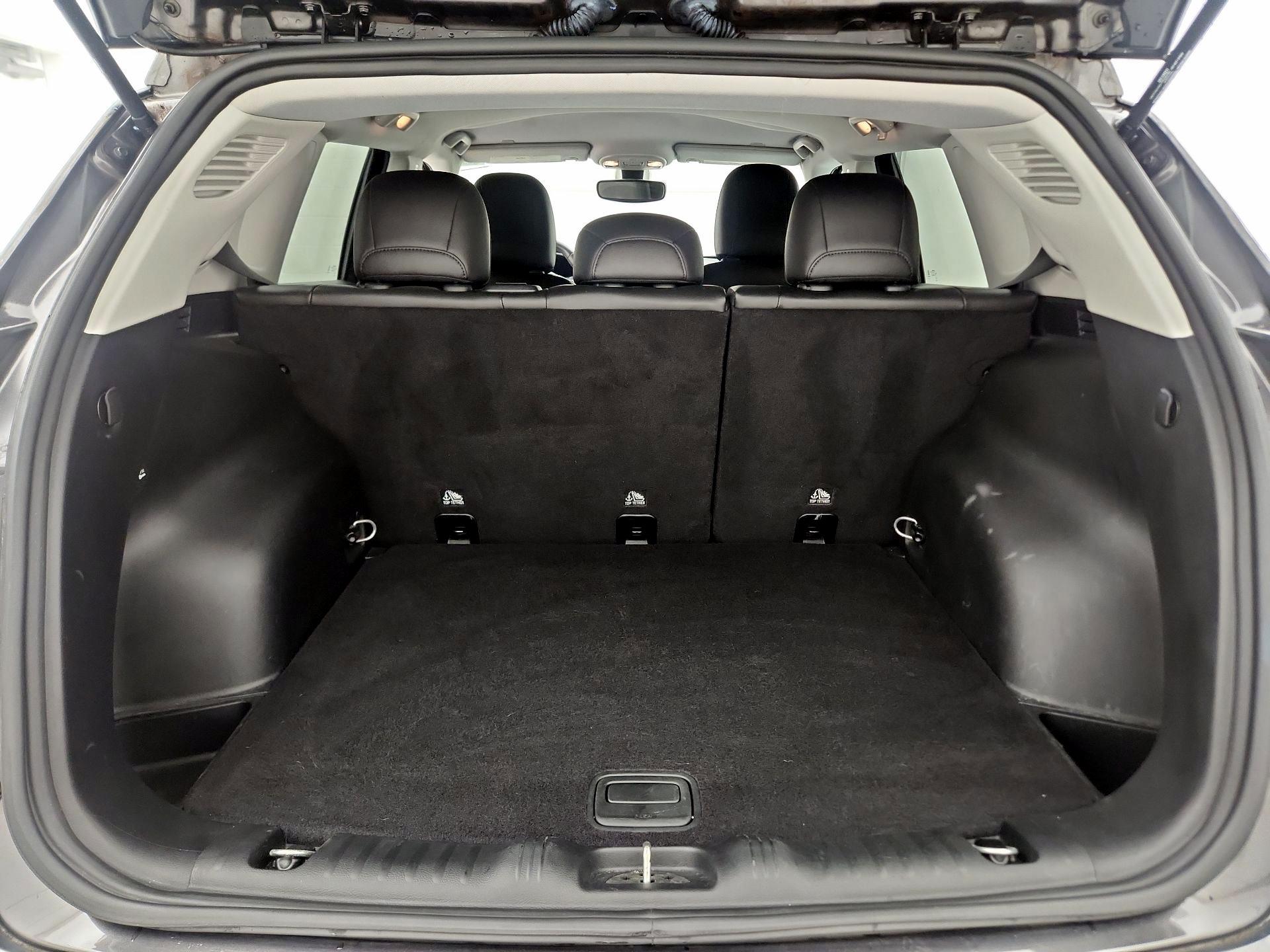 Thumbnail: 2019 Jeep Compass - 20