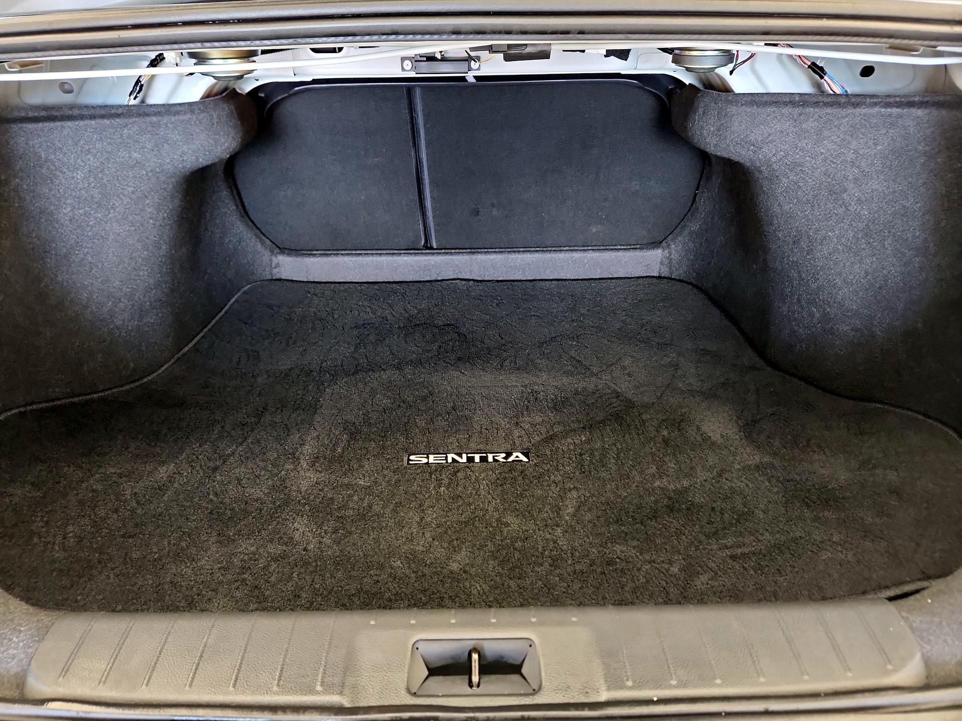 Thumbnail: 2024 Nissan Sentra - 20