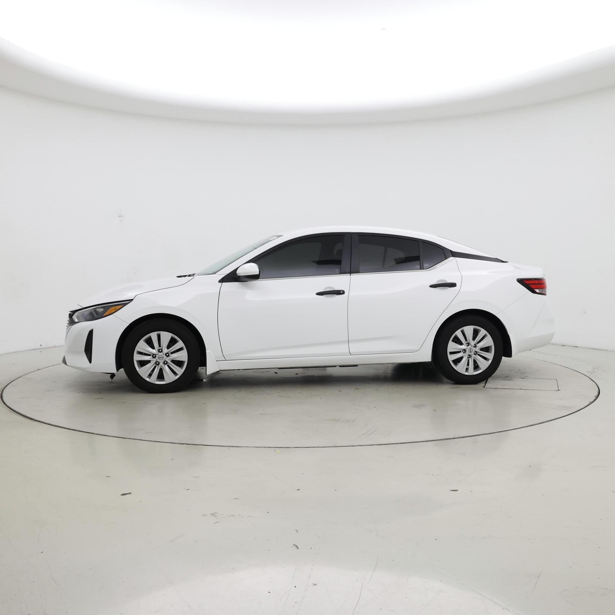 Thumbnail: 2024 Nissan Sentra - 3