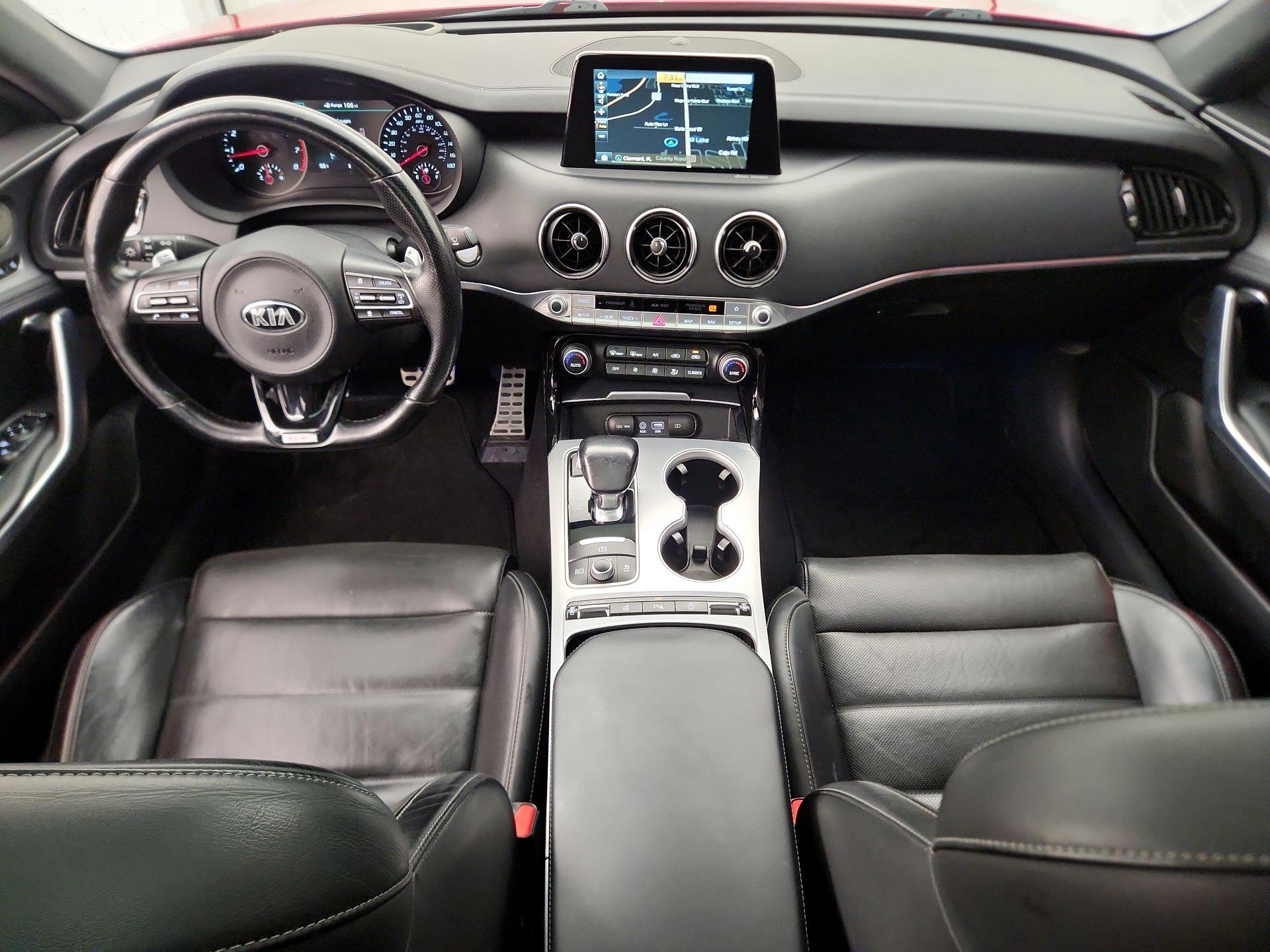 Thumbnail: 2018 Kia Stinger - 9