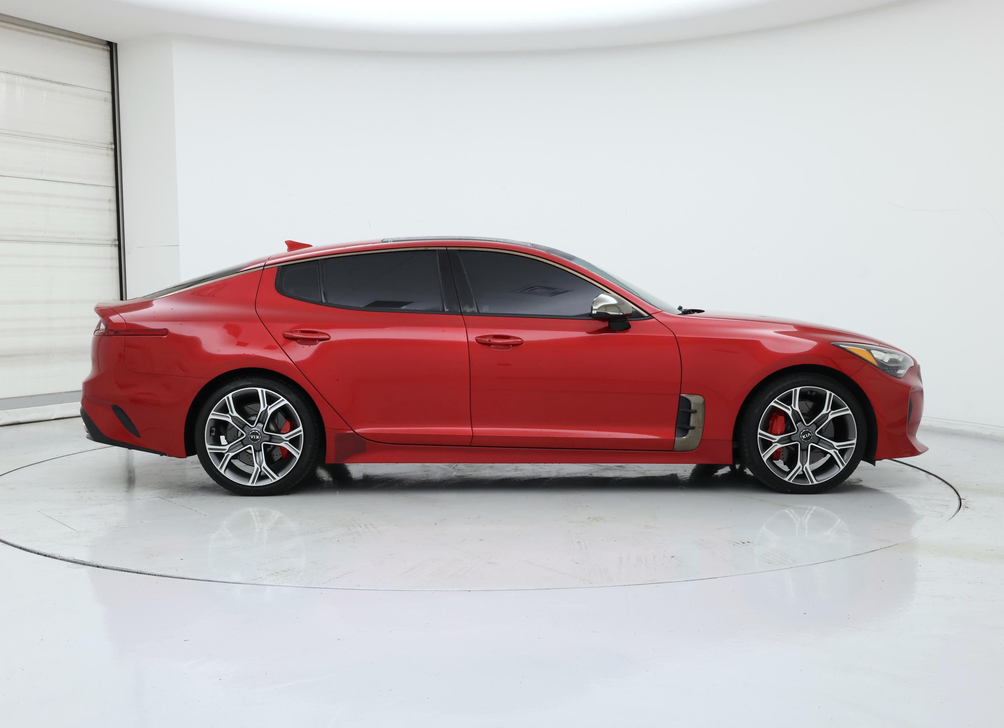 Thumbnail: 2018 Kia Stinger - 7