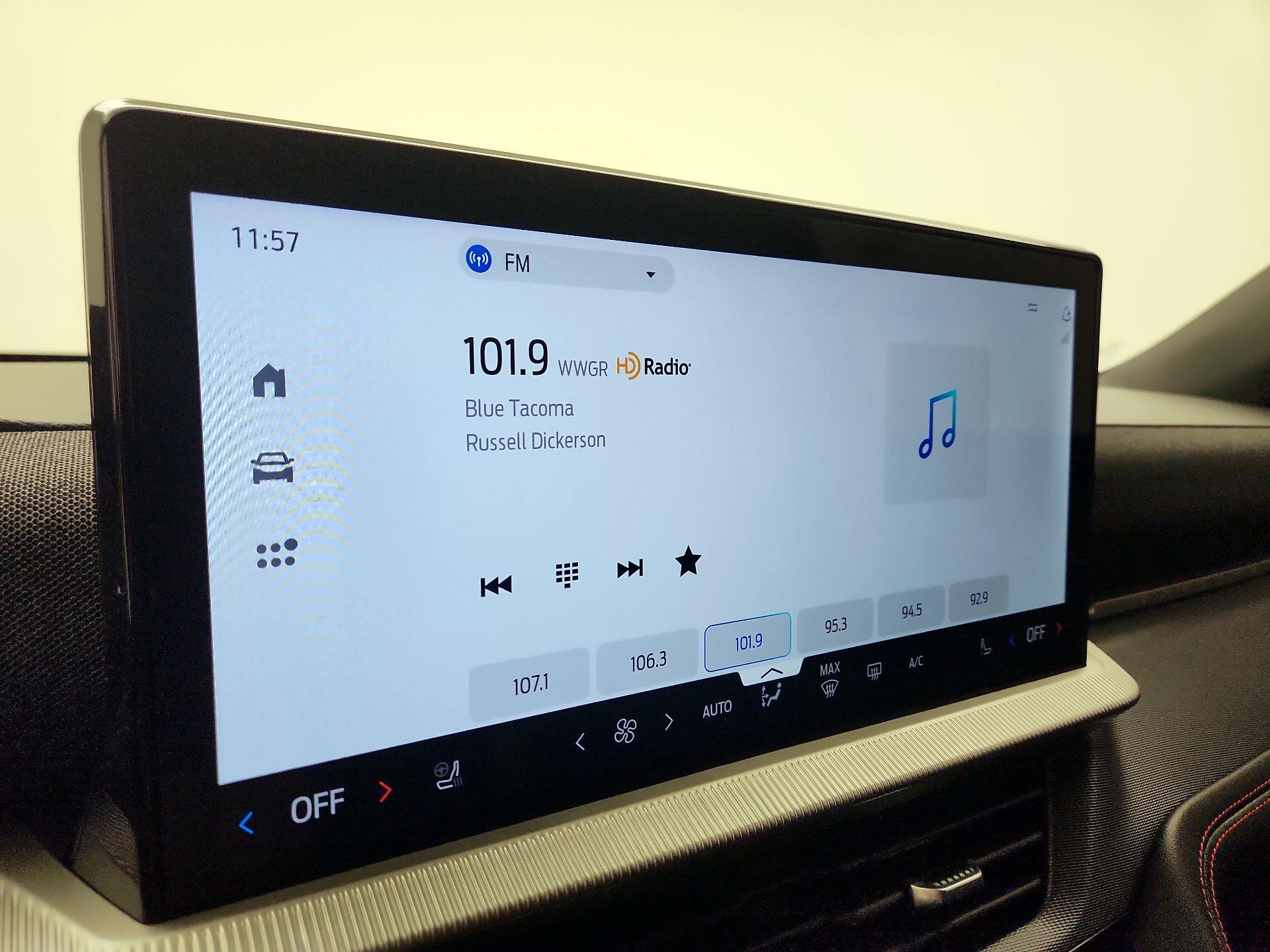 Thumbnail: 2025 Ford Explorer - 16