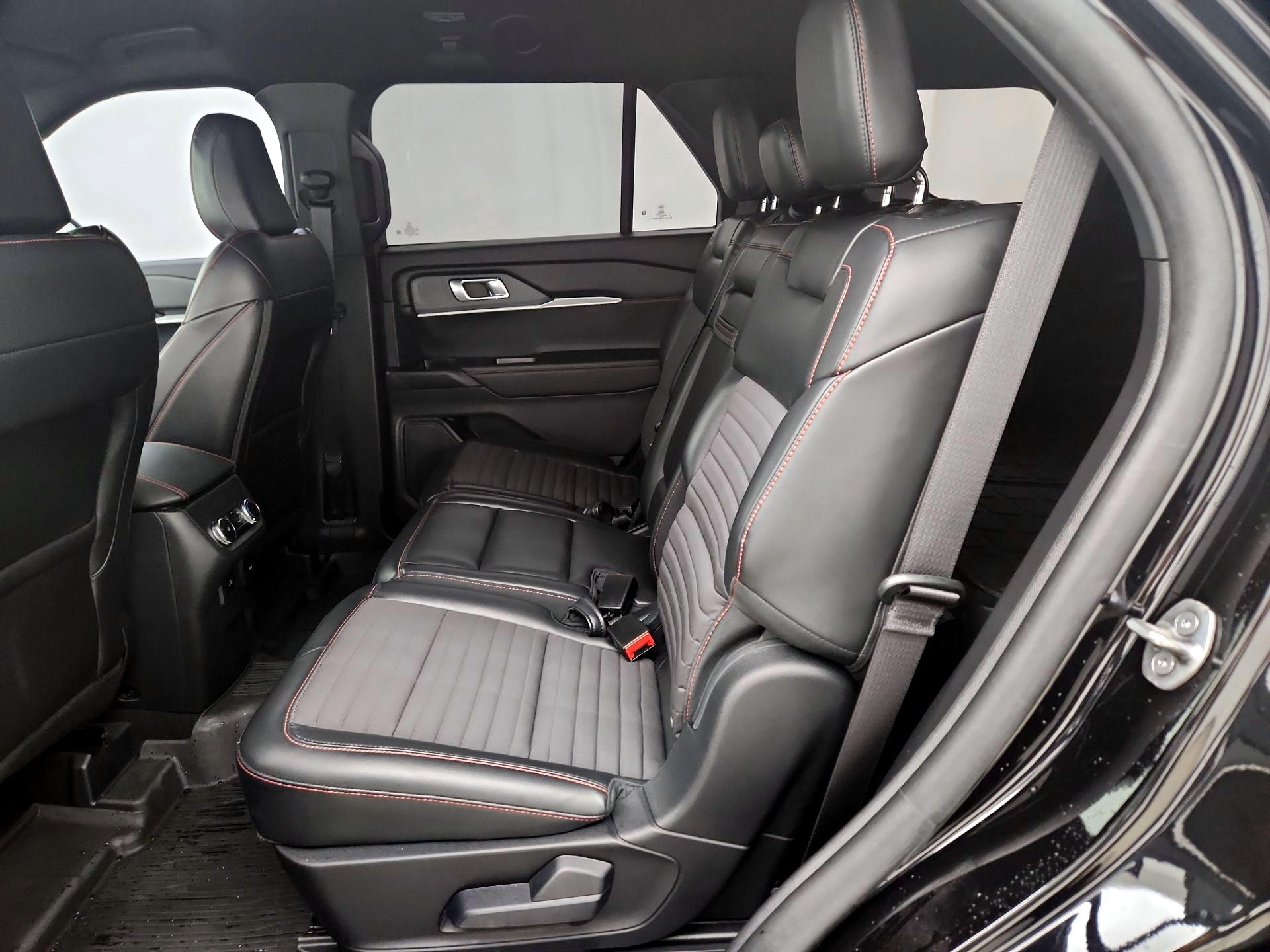 Thumbnail: 2025 Ford Explorer - 19