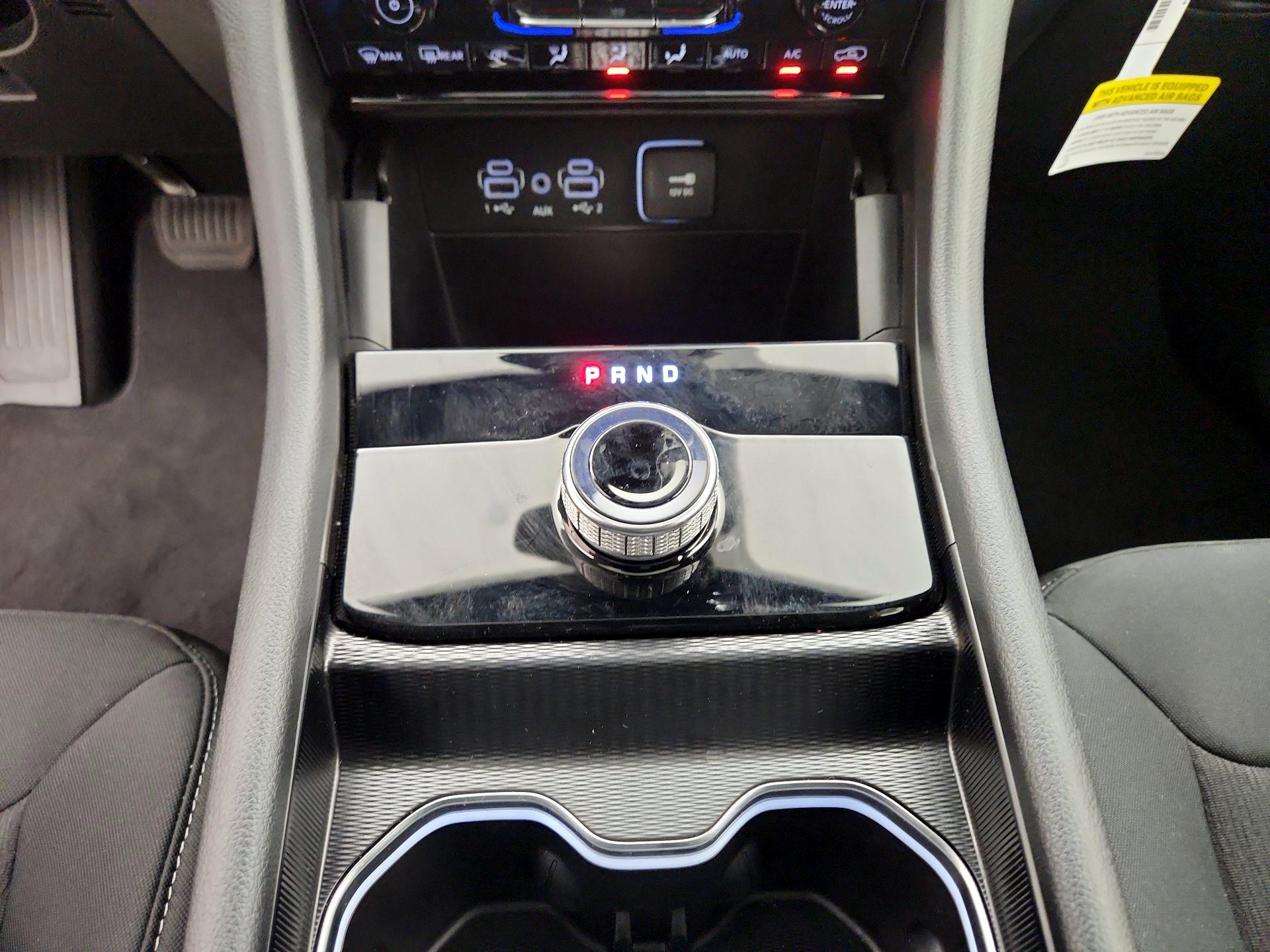 Thumbnail: 2024 Jeep Grand Cherokee - 17