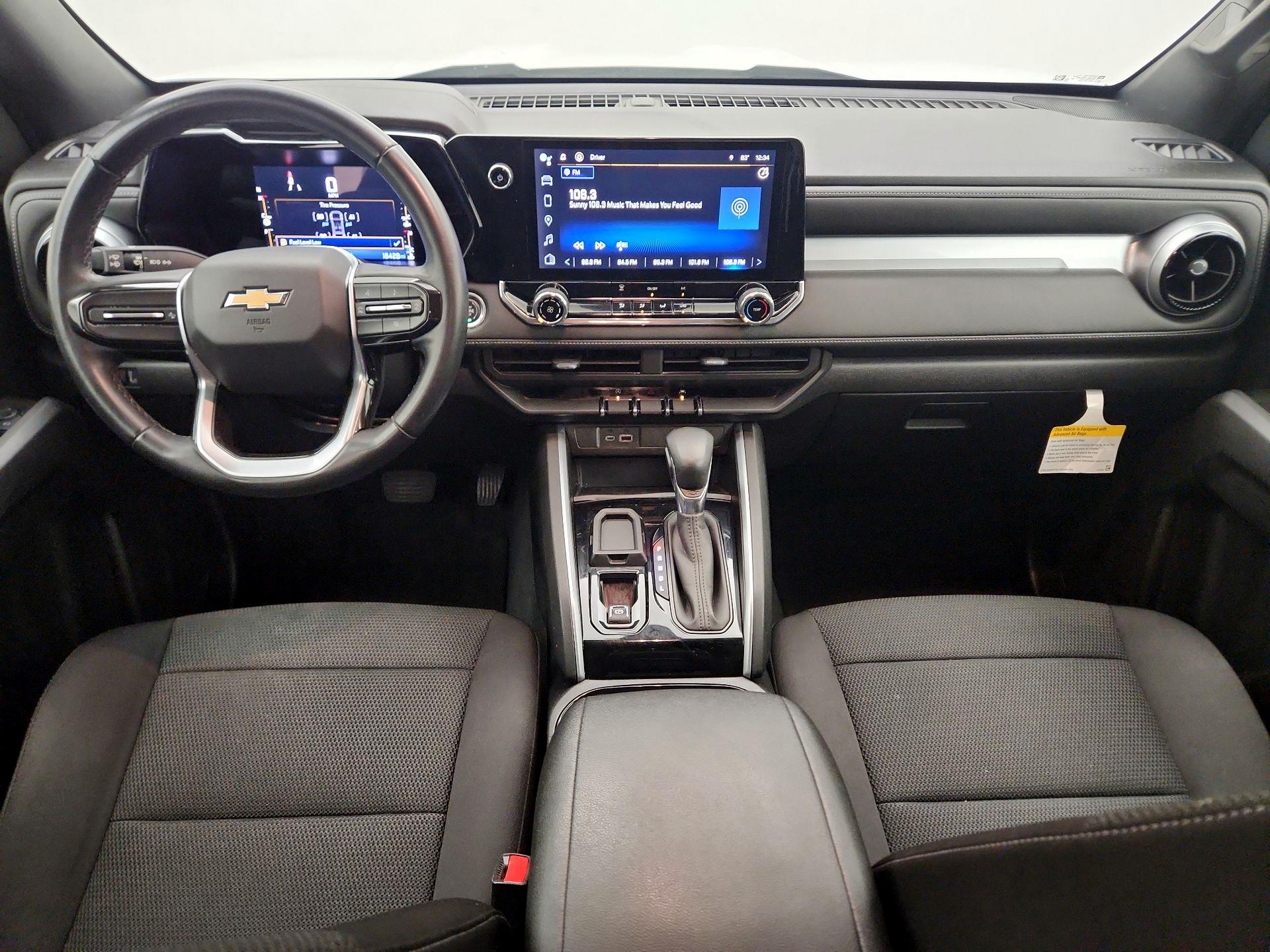 Thumbnail: 2023 Chevrolet Colorado - 9