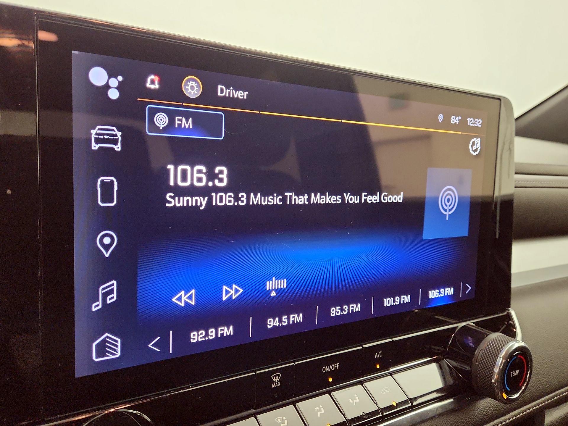 Thumbnail: 2023 Chevrolet Colorado - 15