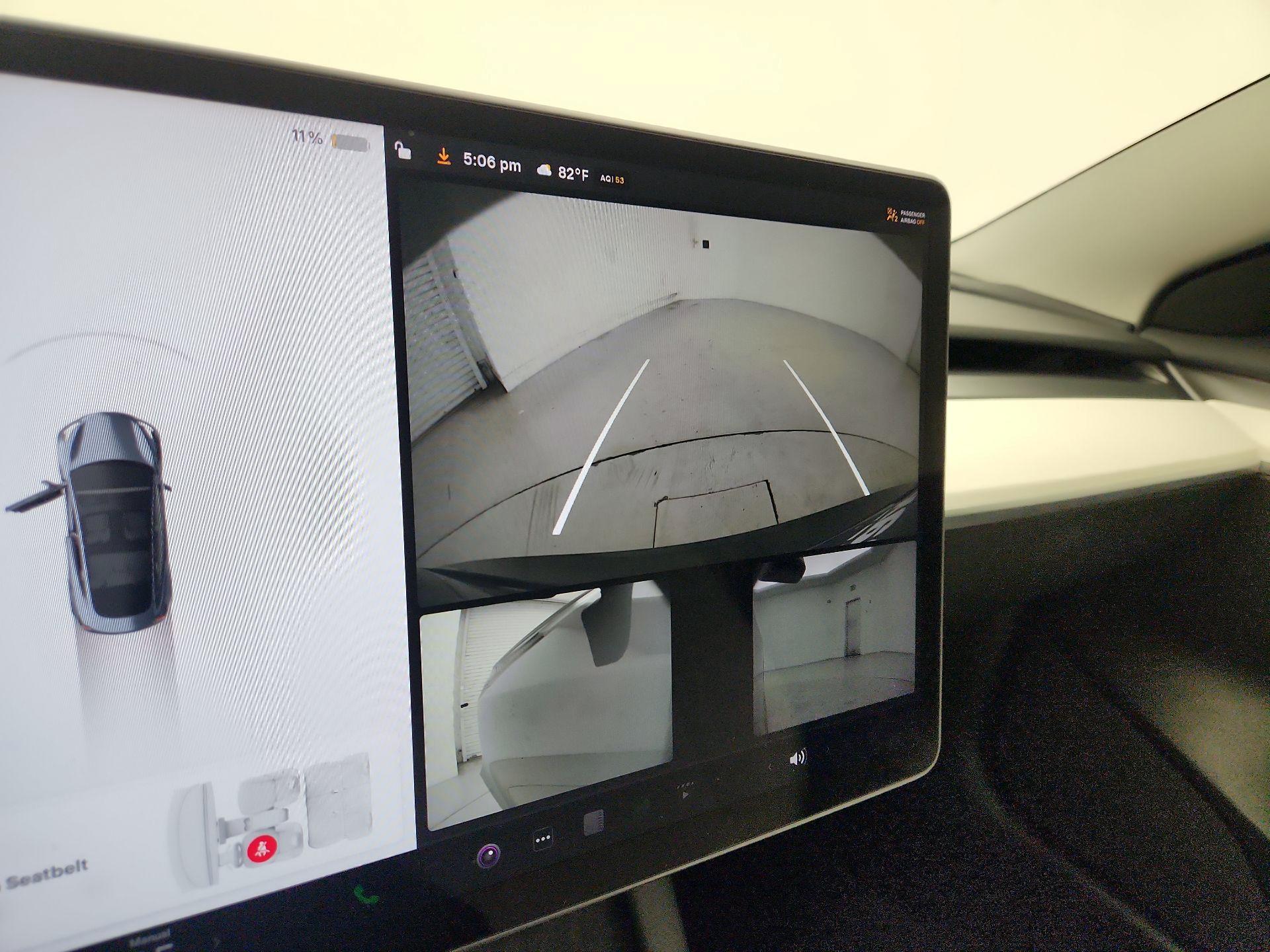 Thumbnail: 2022 Tesla Model 3 - 14