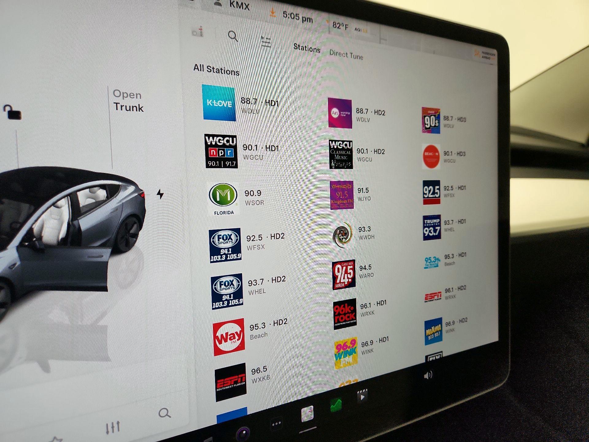 Thumbnail: 2022 Tesla Model 3 - 15