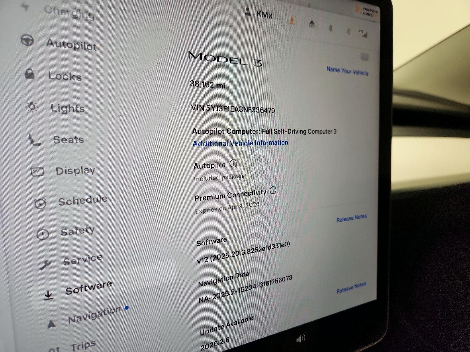 Thumbnail: 2022 Tesla Model 3 - 16
