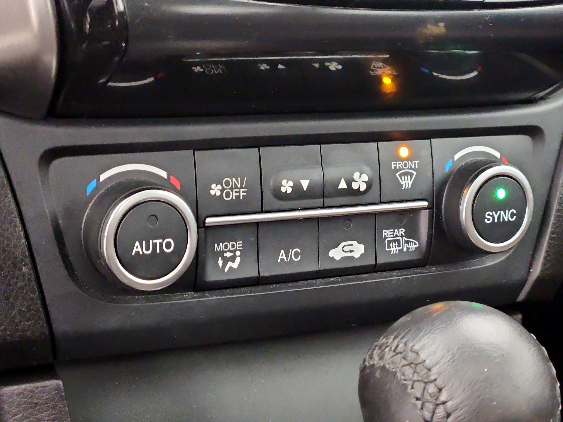 Thumbnail: 2019 Acura ILX - 16