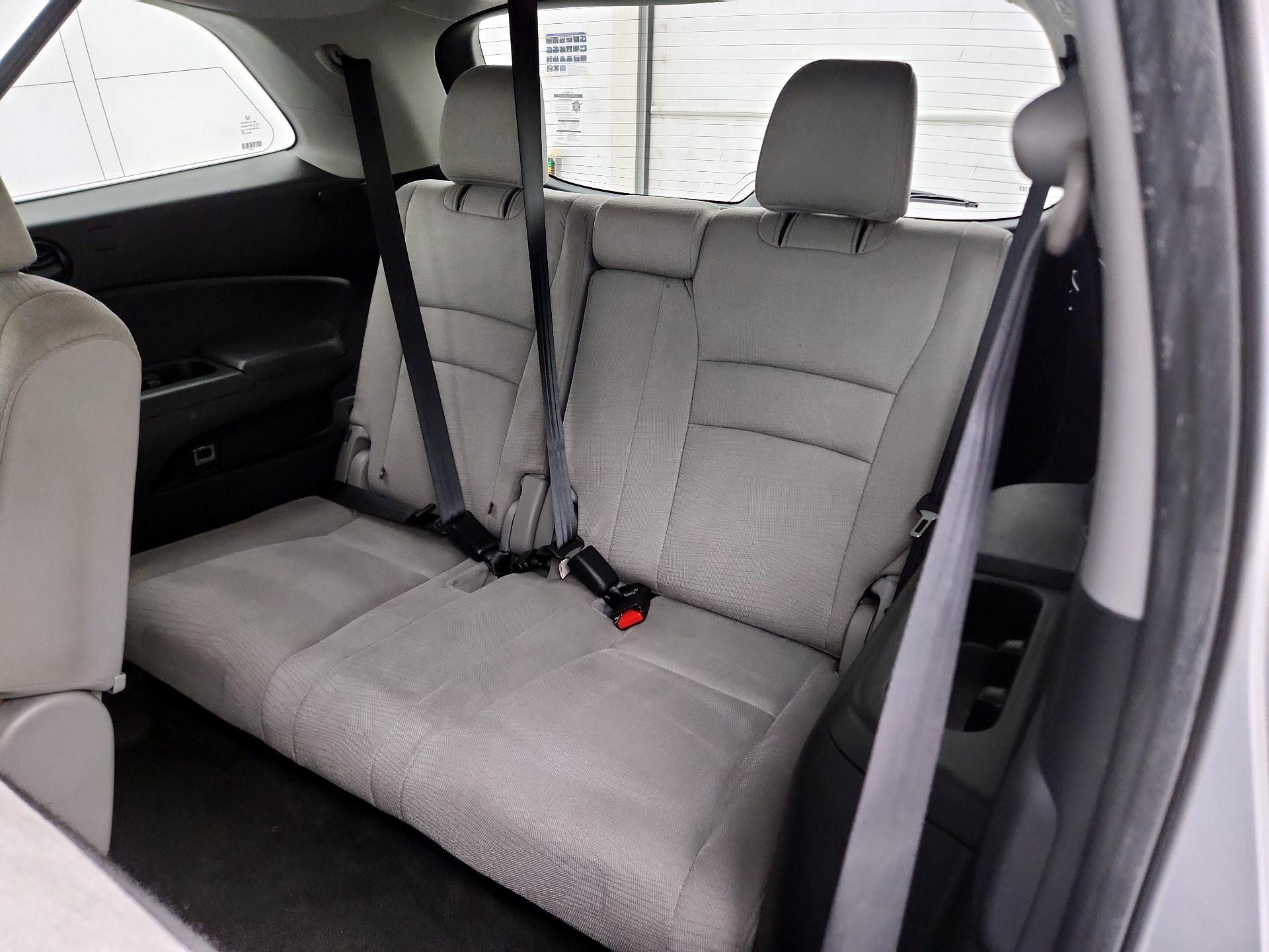 Thumbnail: 2017 Honda Pilot - 19