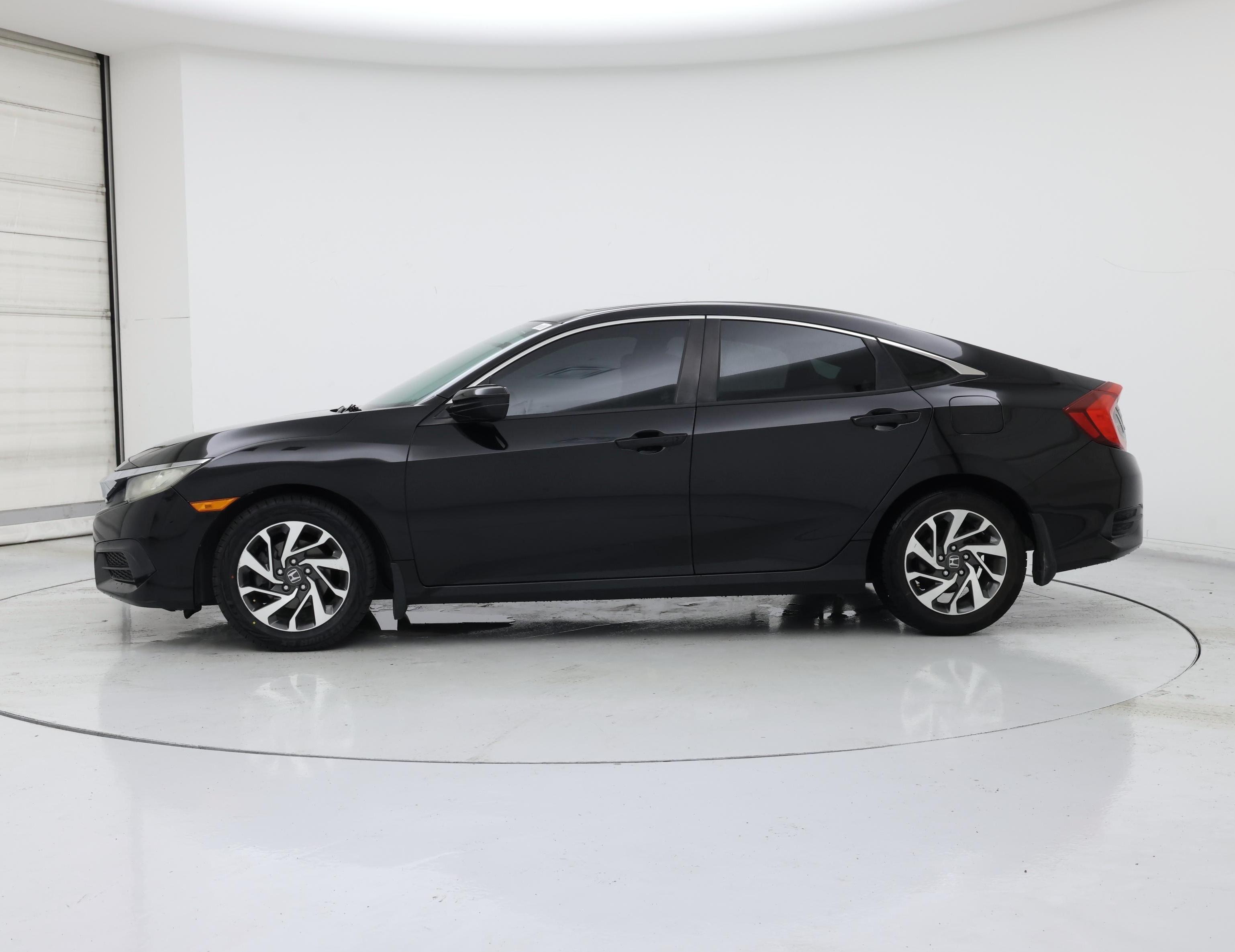 Thumbnail: 2016 Honda Civic - 3