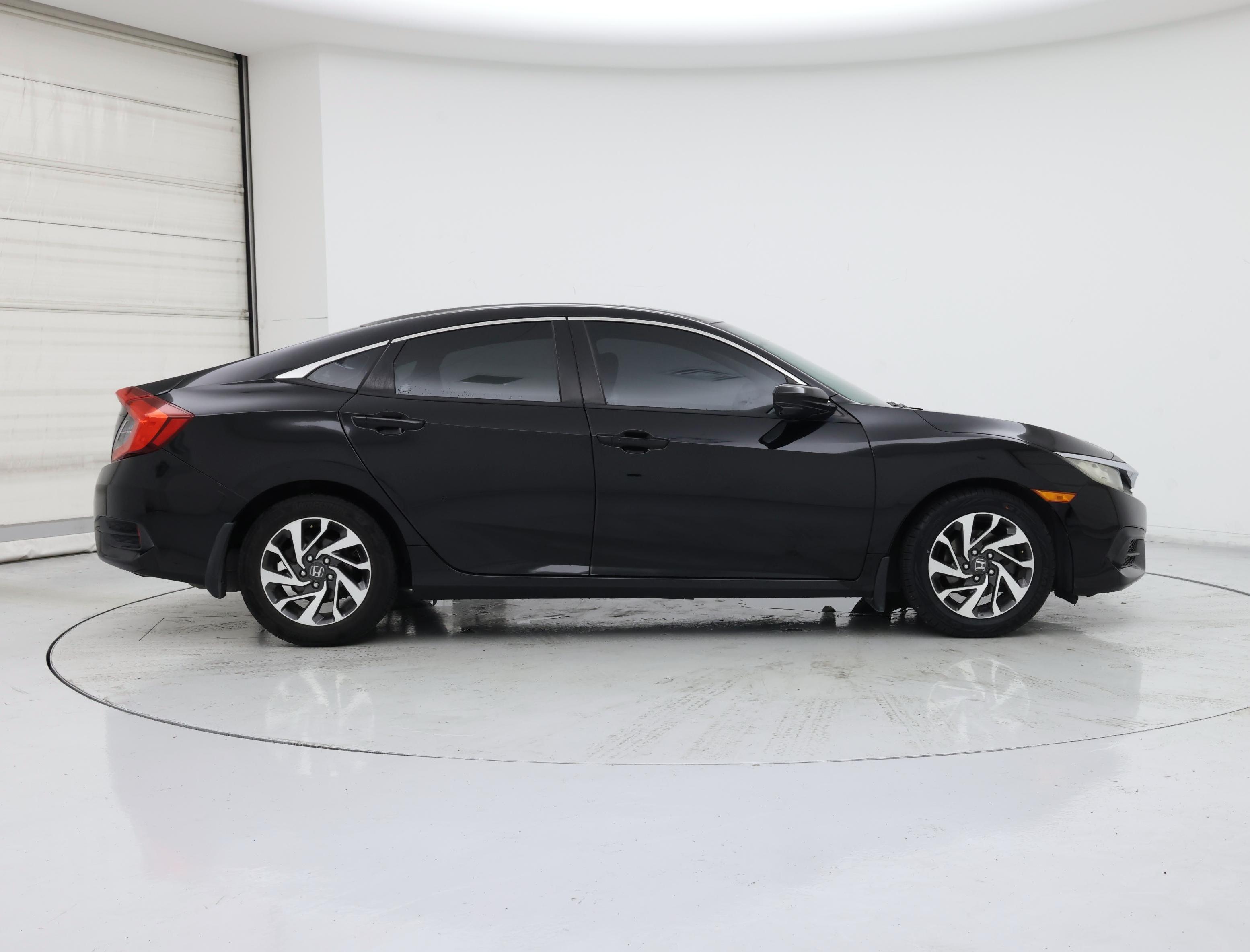 Thumbnail: 2016 Honda Civic - 7