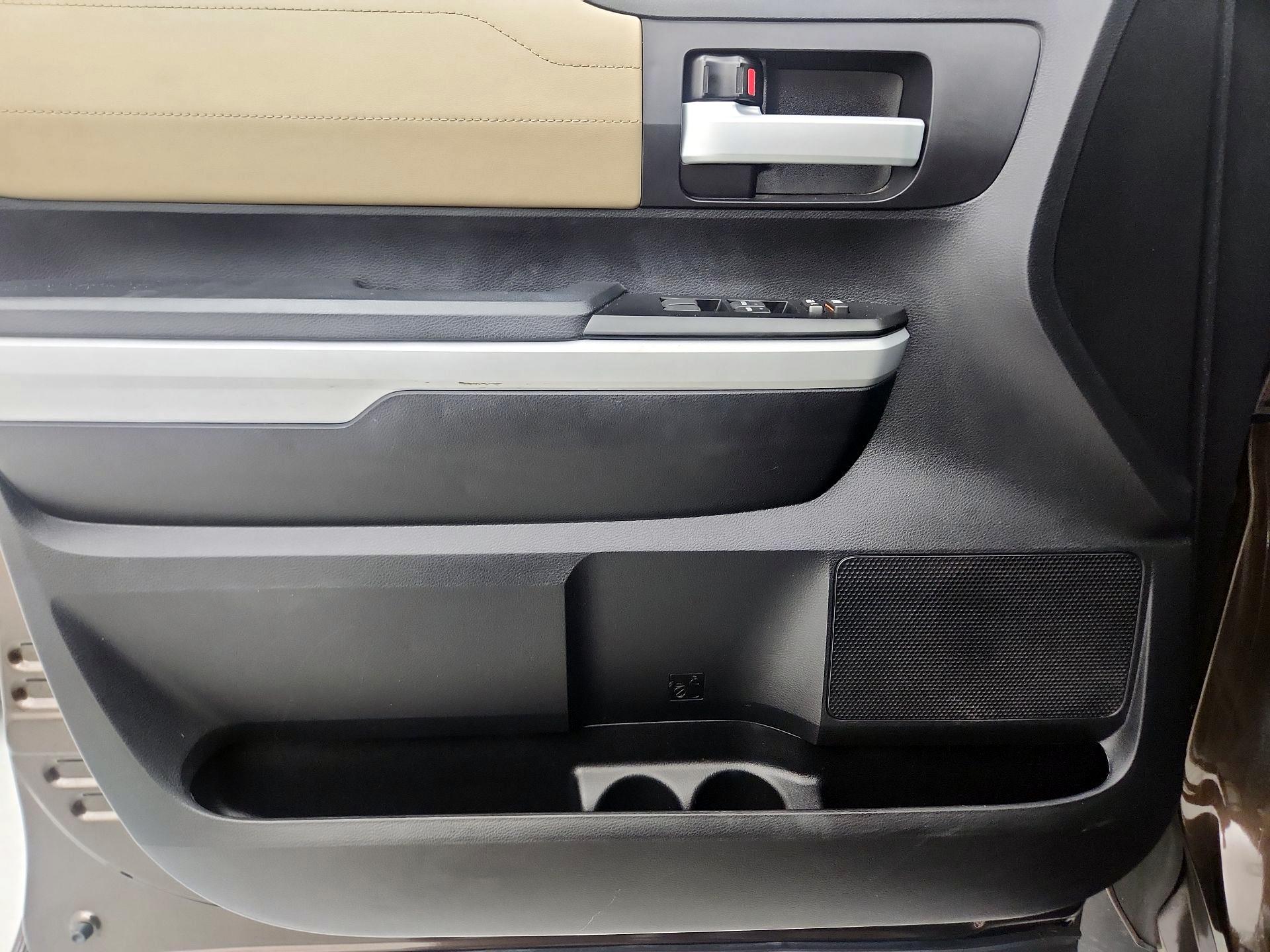 Thumbnail: 2021 Toyota Tundra - 12