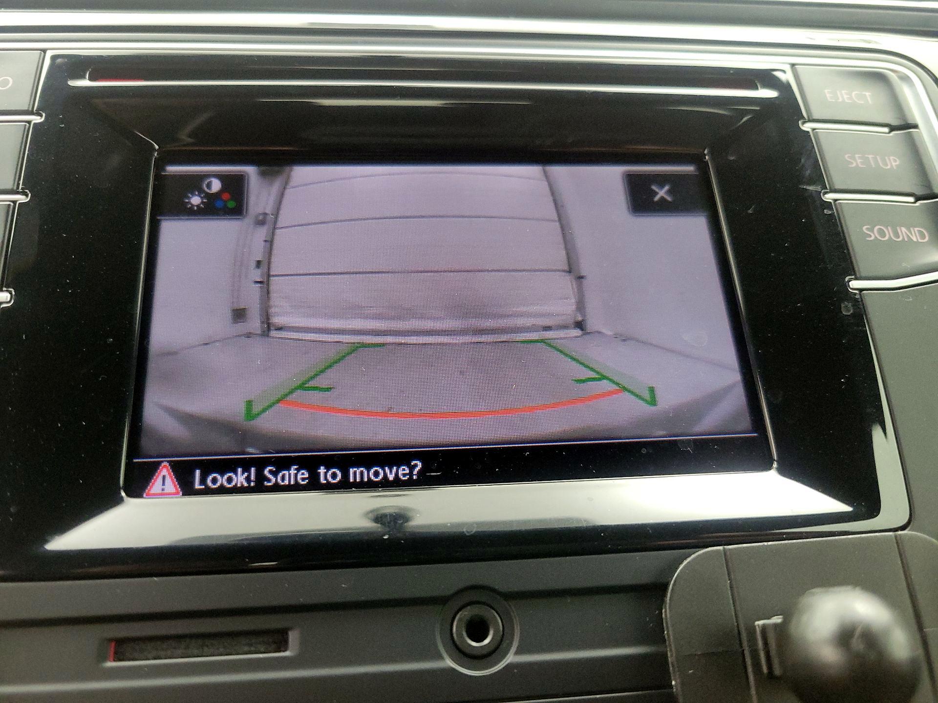 Thumbnail: 2019 Volkswagen Beetle - 13