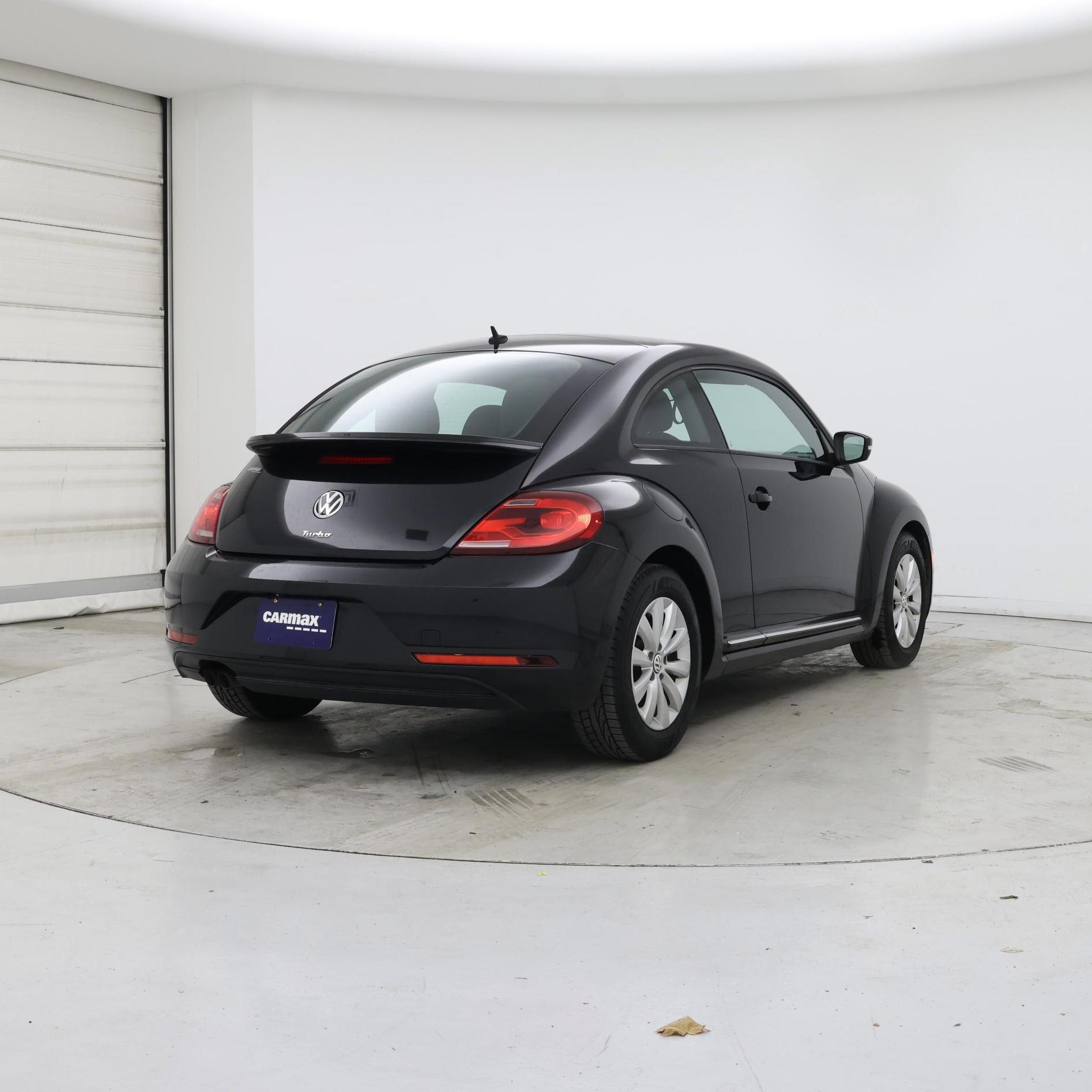 Thumbnail: 2019 Volkswagen Beetle - 8