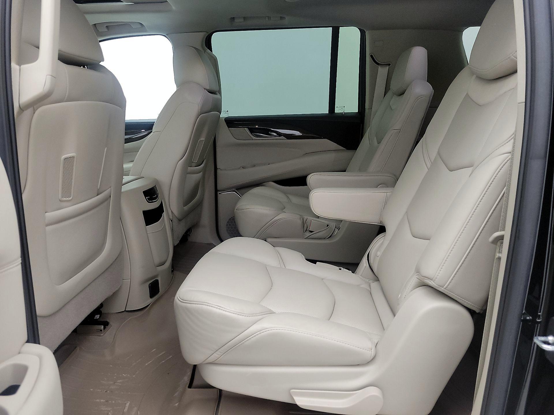 Thumbnail: 2020 Cadillac Escalade - 20