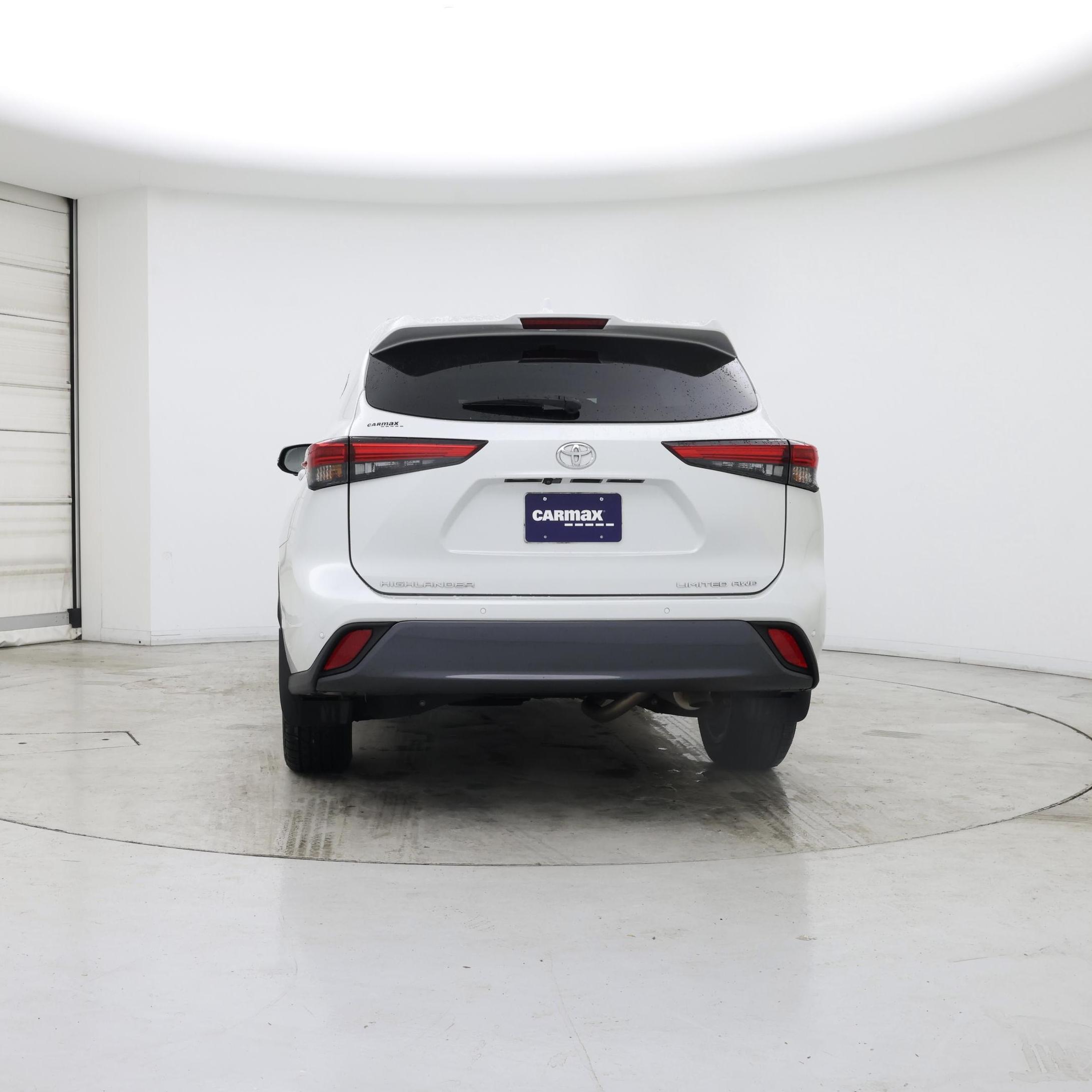 Thumbnail: 2023 Toyota Highlander - 6