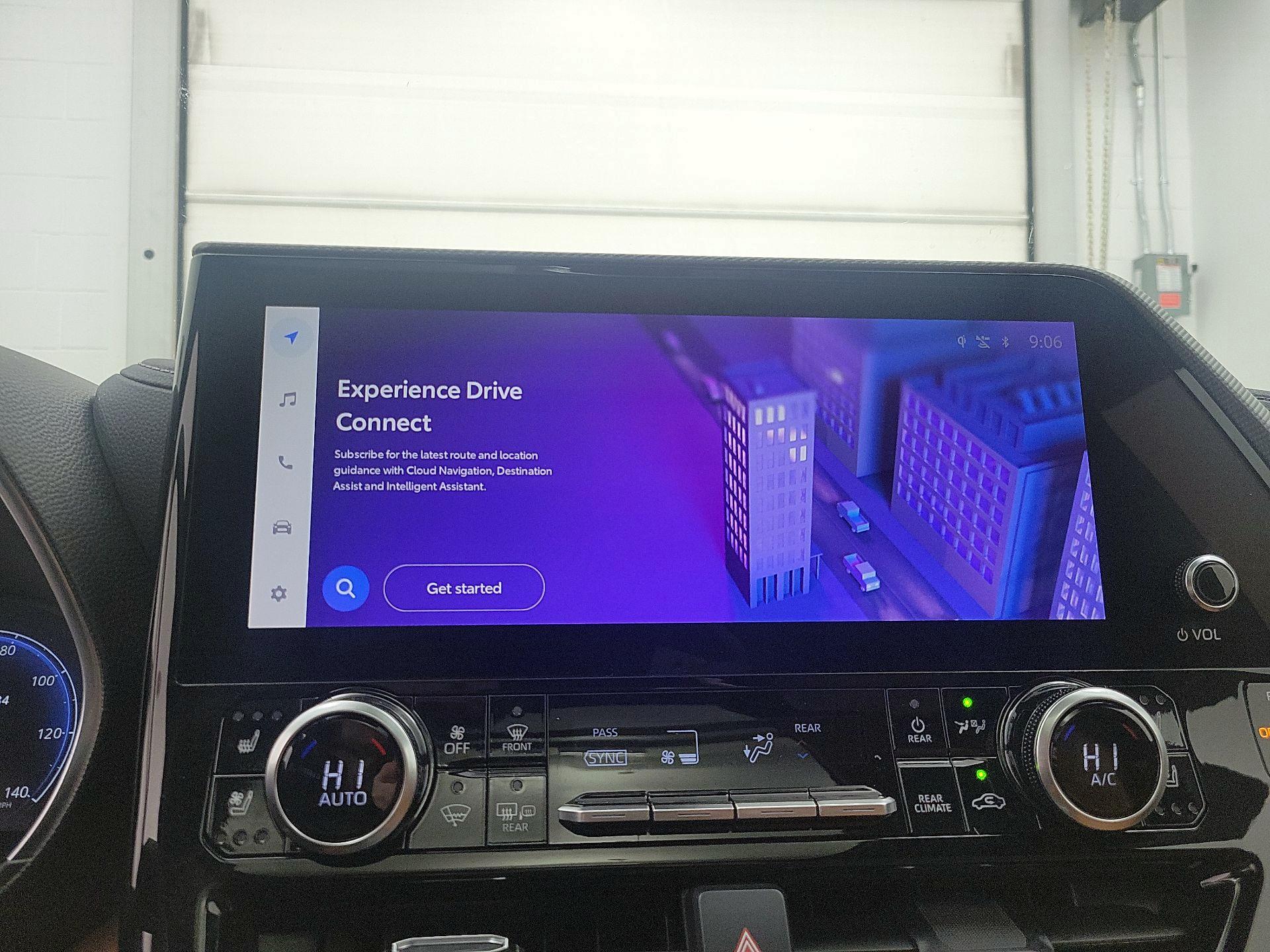 Thumbnail: 2024 Toyota Highlander - 14