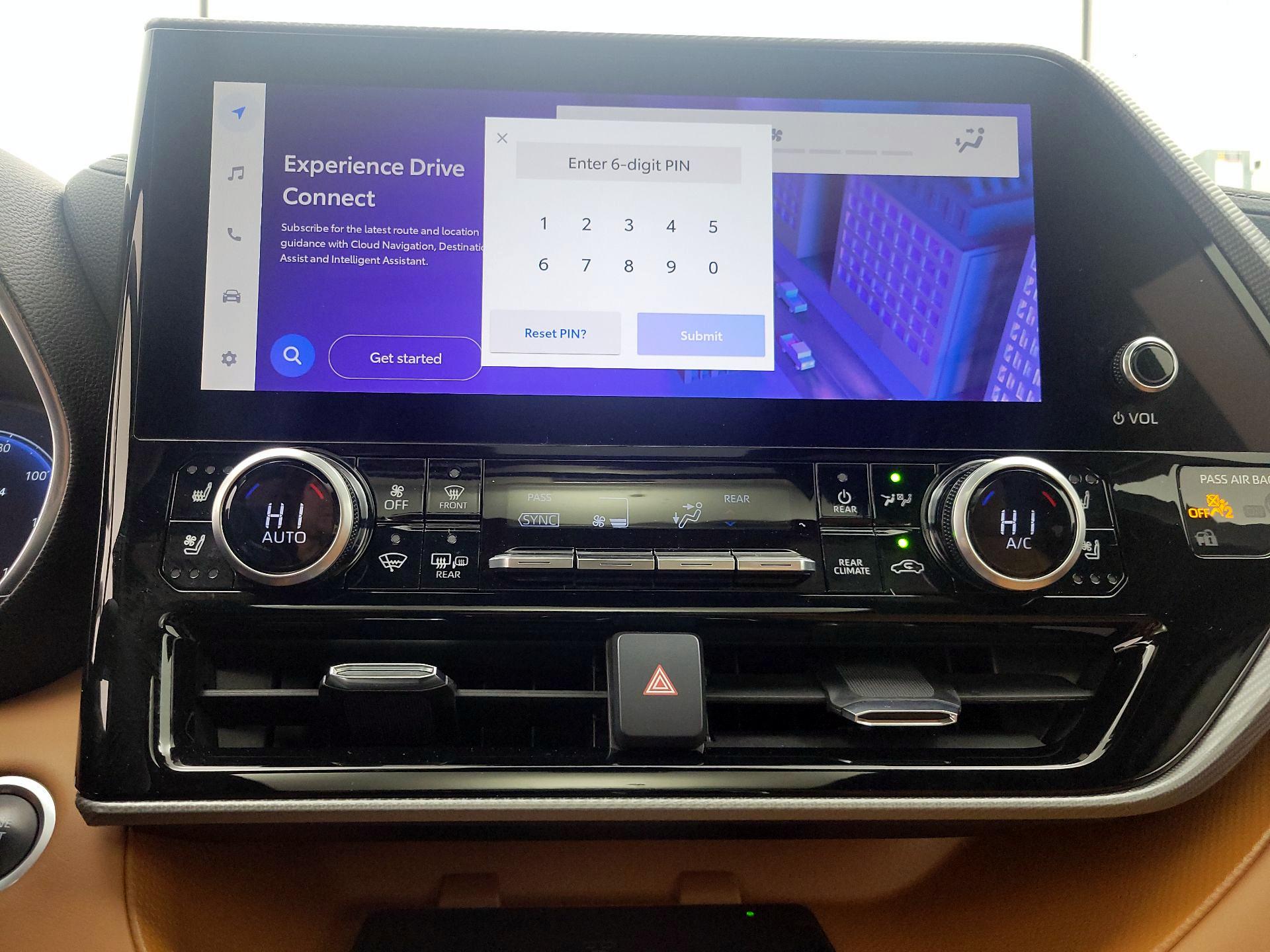 Thumbnail: 2024 Toyota Highlander - 17