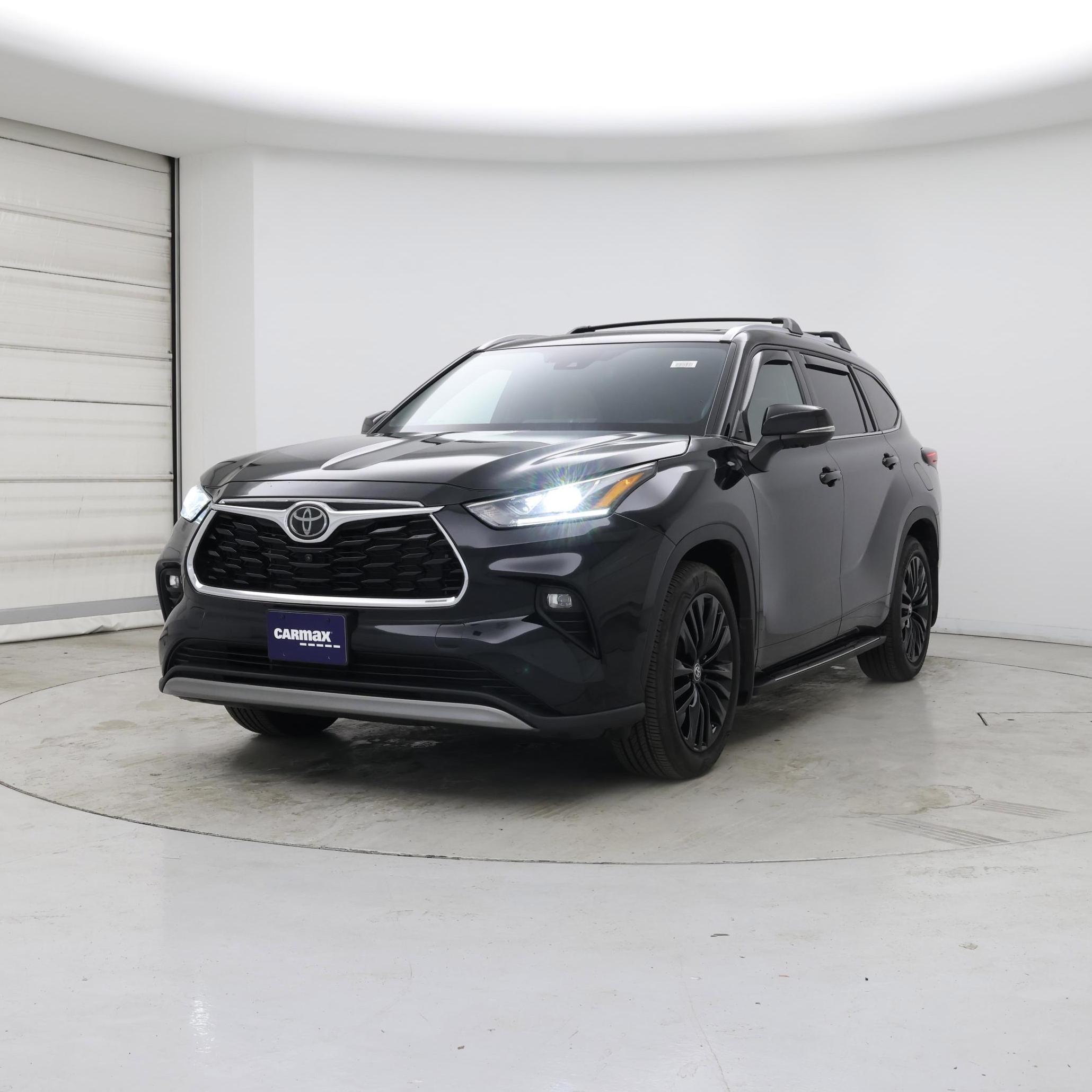 Thumbnail: 2024 Toyota Highlander - 4