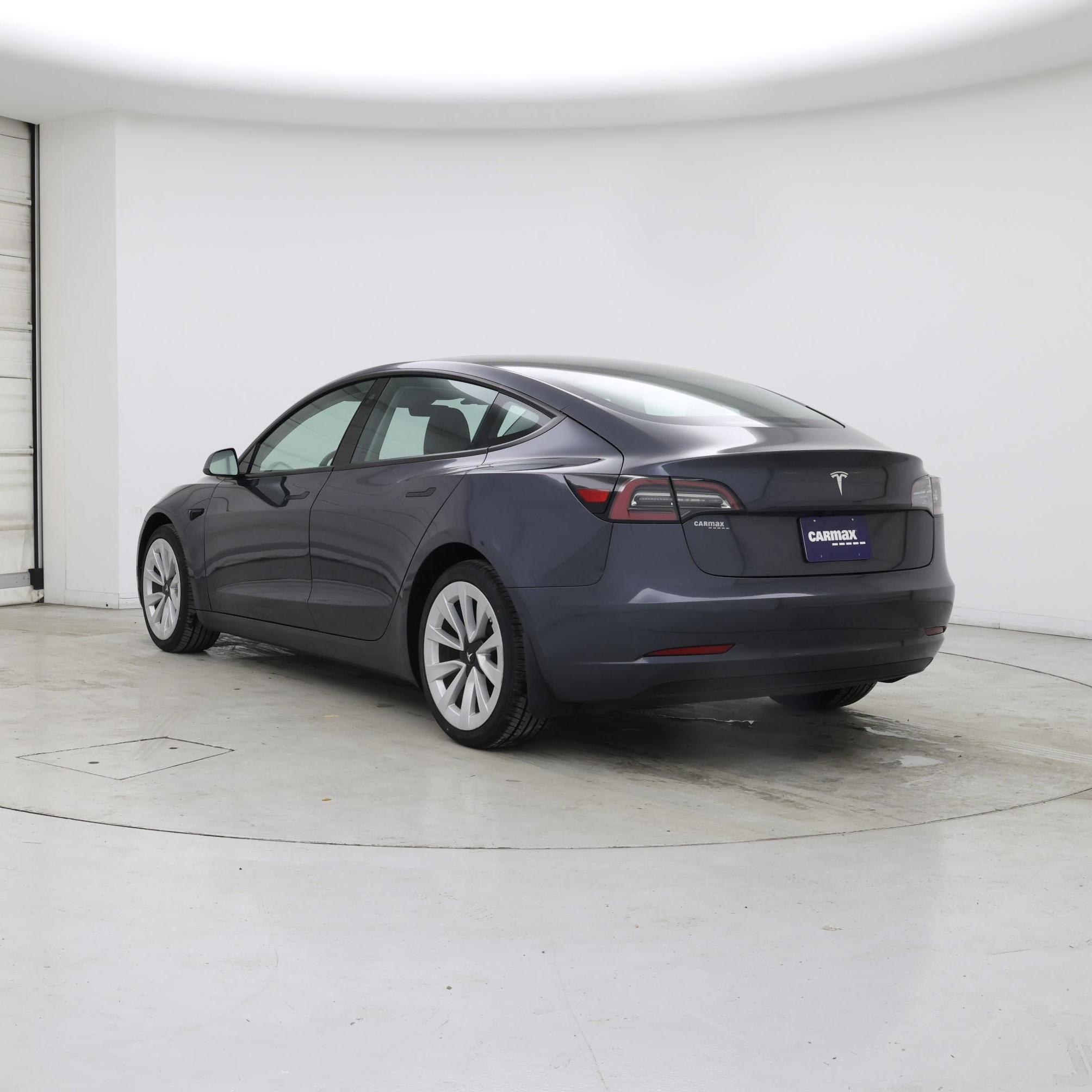 Thumbnail: 2023 Tesla Model 3 - 2