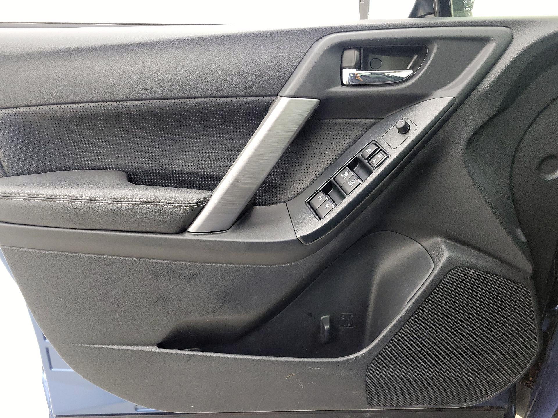 Thumbnail: 2017 Subaru Forester - 12