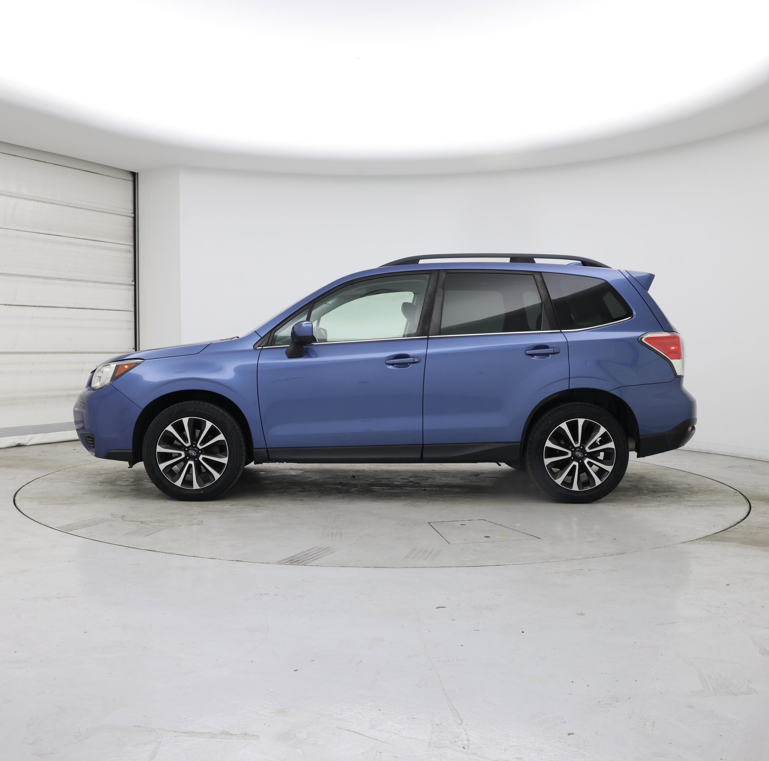 Thumbnail: 2017 Subaru Forester - 3