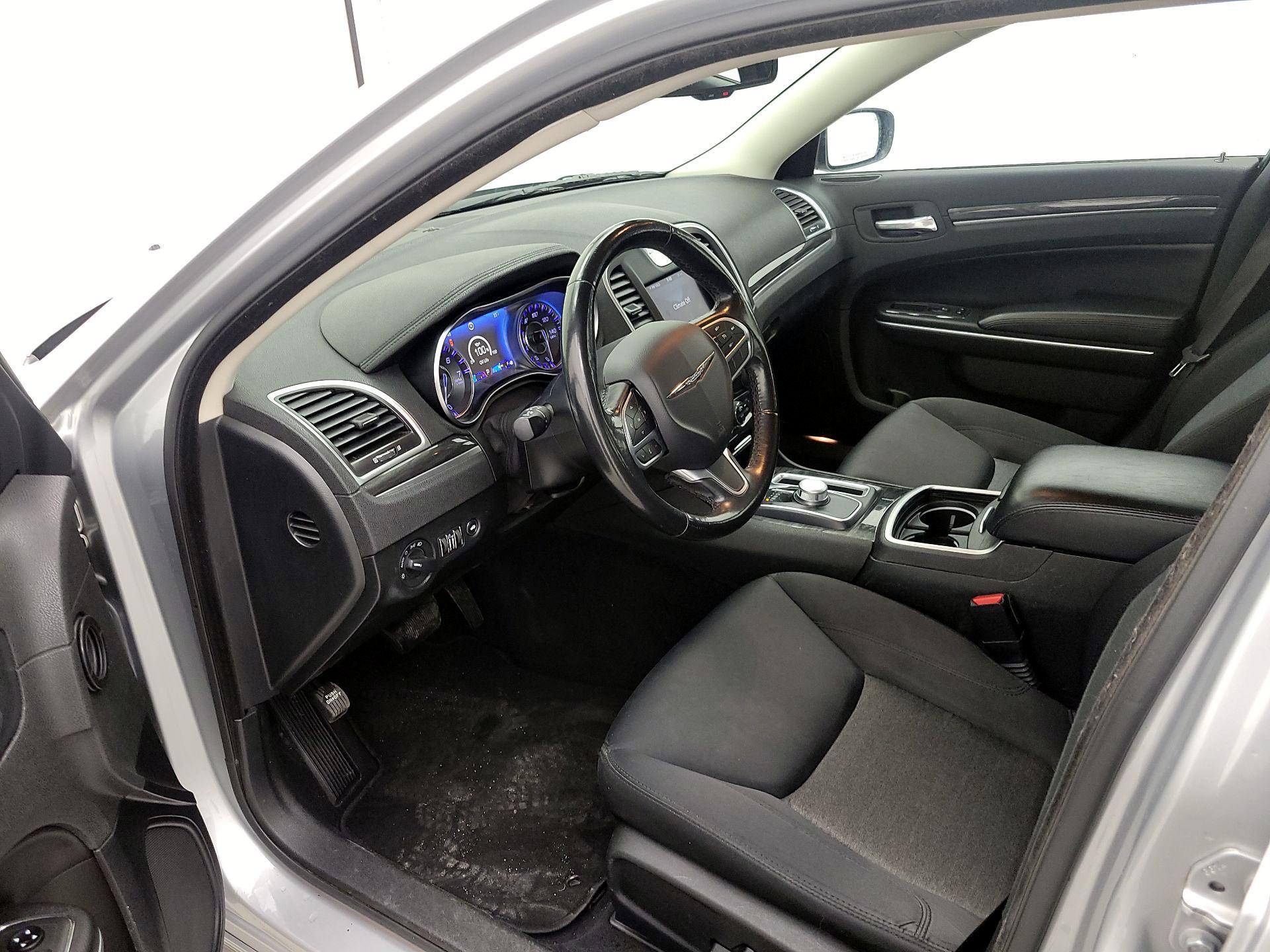 Thumbnail: 2021 Chrysler 300 - 11