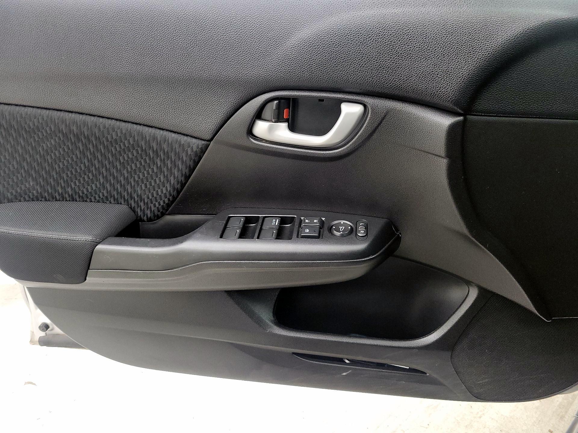 Thumbnail: 2014 Honda Civic - 12