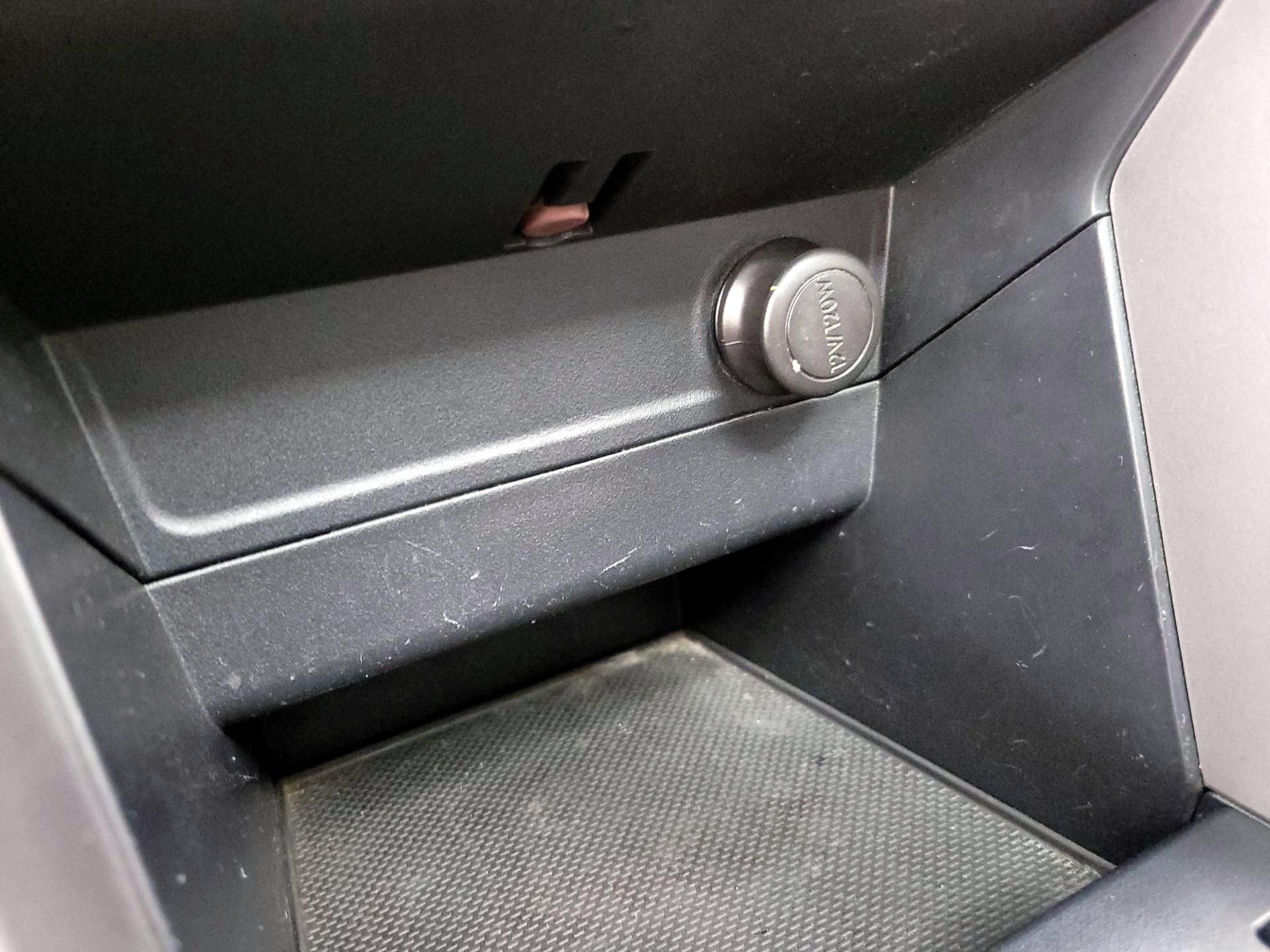 Thumbnail: 2017 Subaru Forester - 18