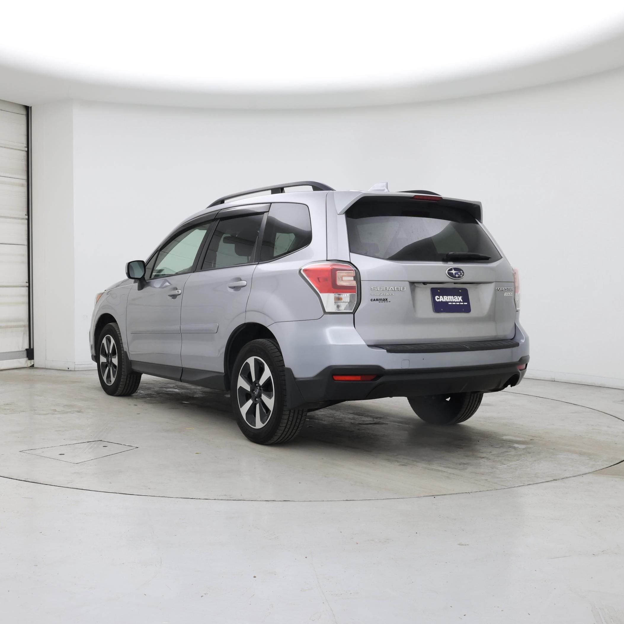 Thumbnail: 2017 Subaru Forester - 2