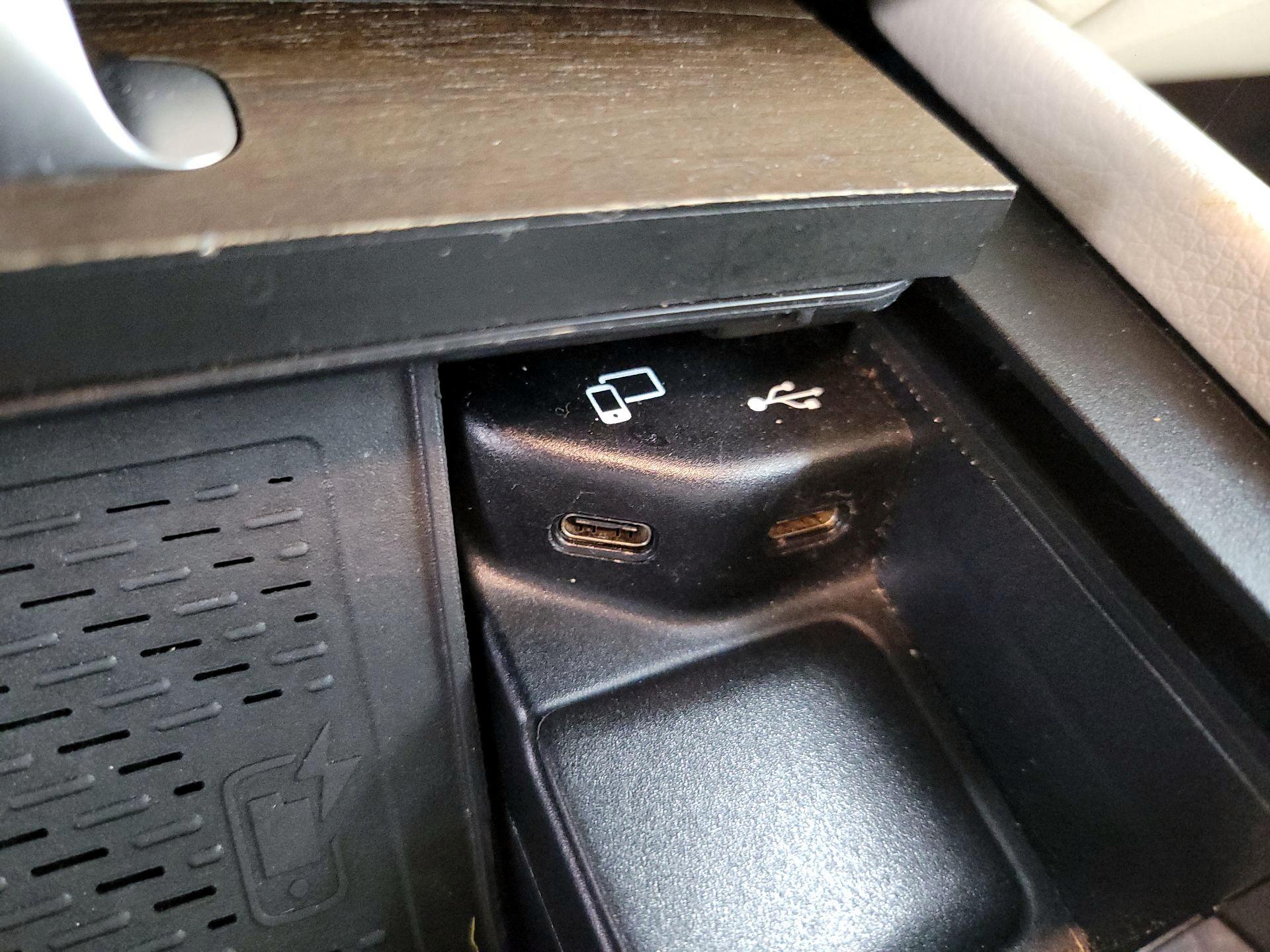 Thumbnail: 2021 Mercedes-Benz GLE - 19