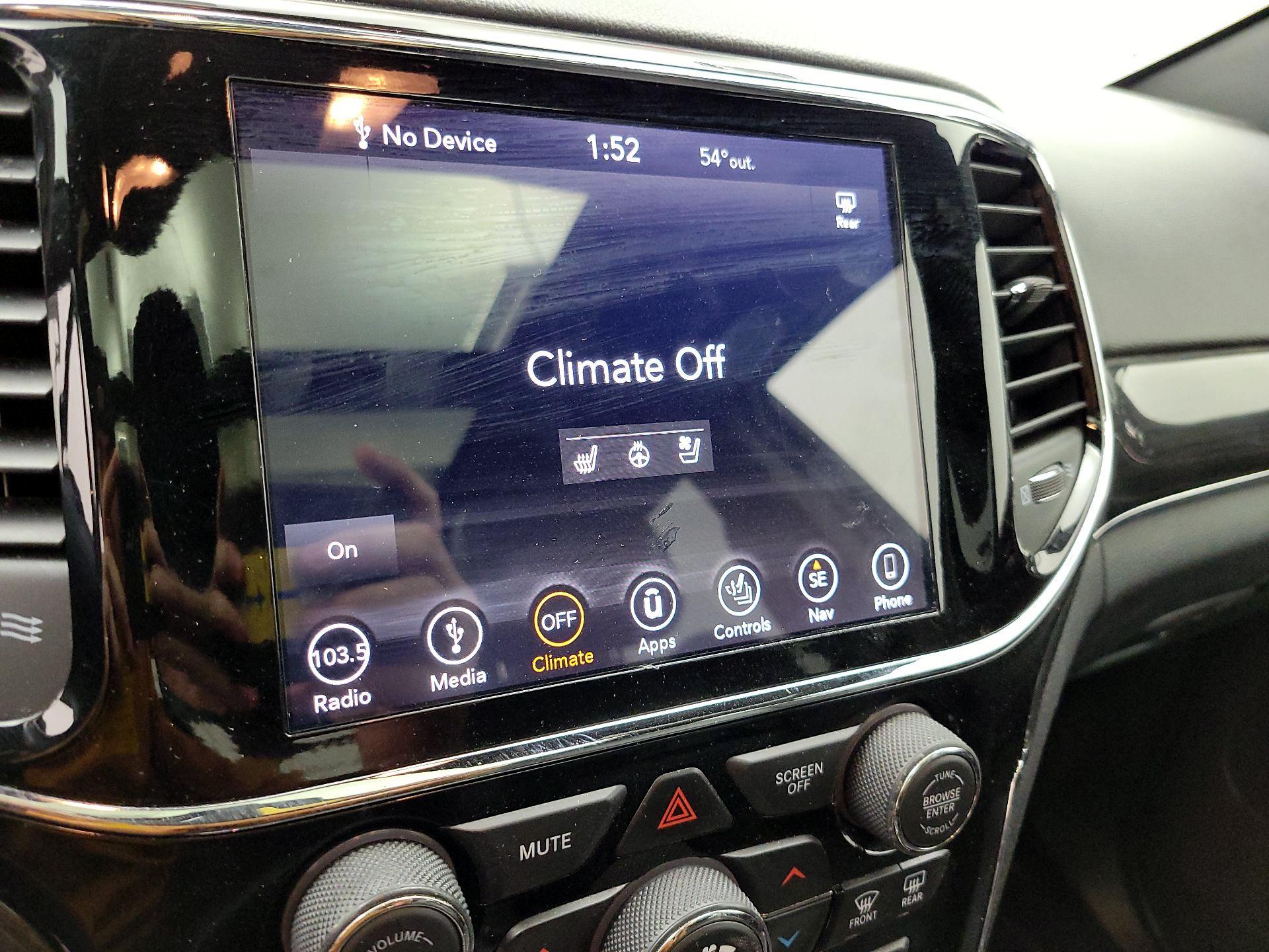 Thumbnail: 2019 Jeep Grand Cherokee - 15