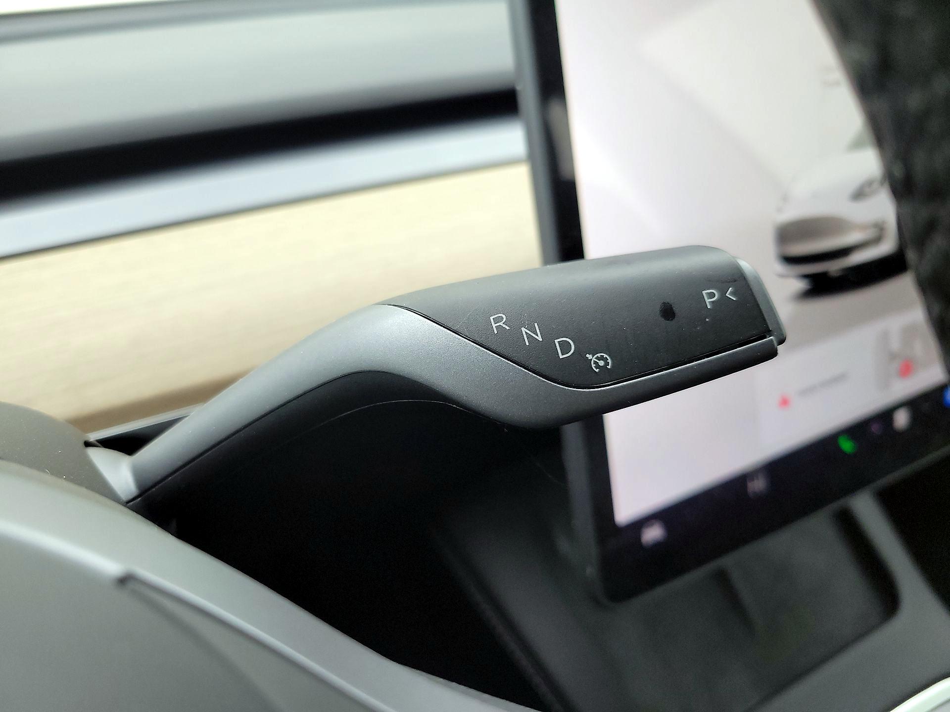 Thumbnail: 2023 Tesla Model 3 - 17